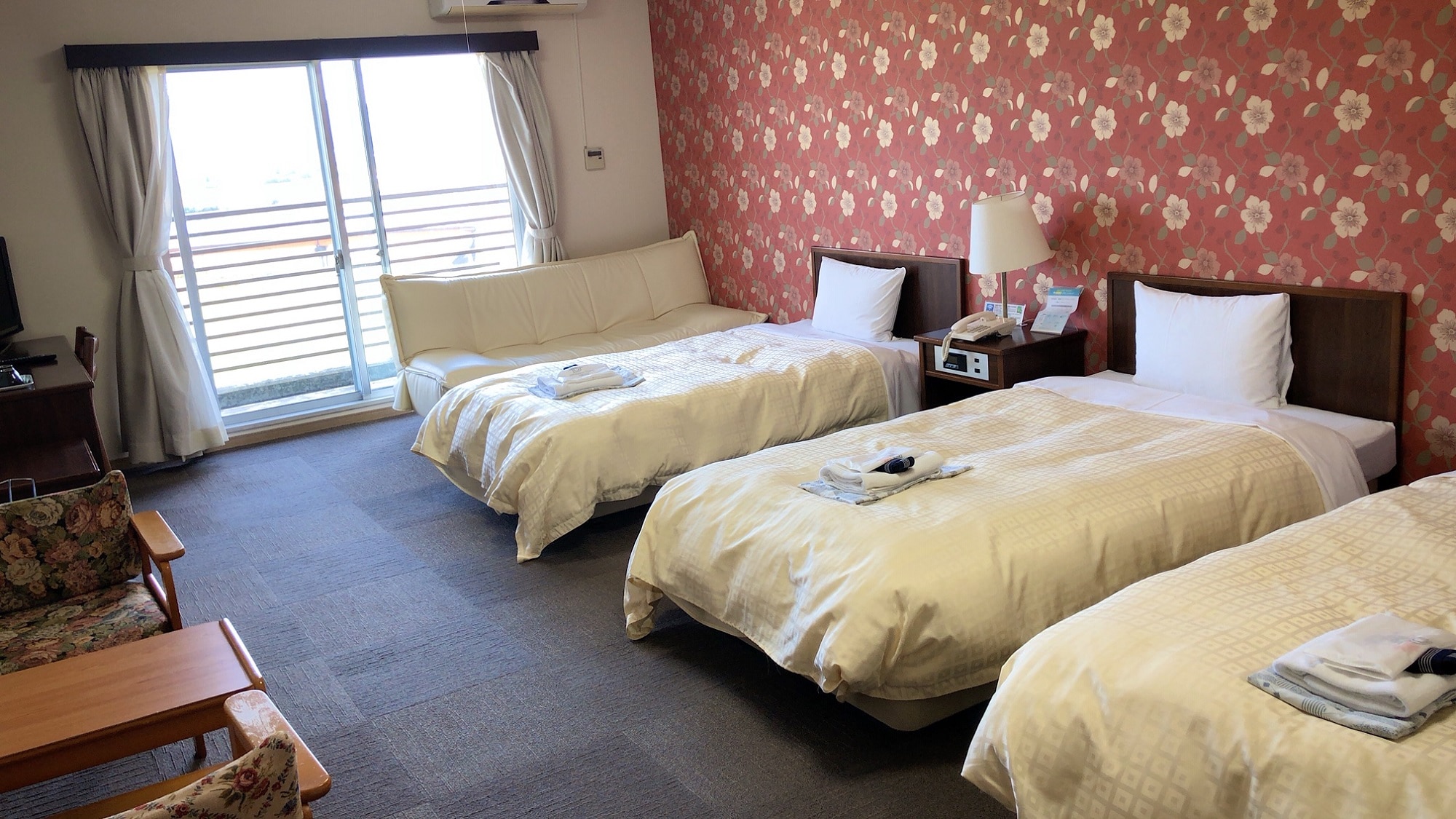 Guest room (Western-style room)