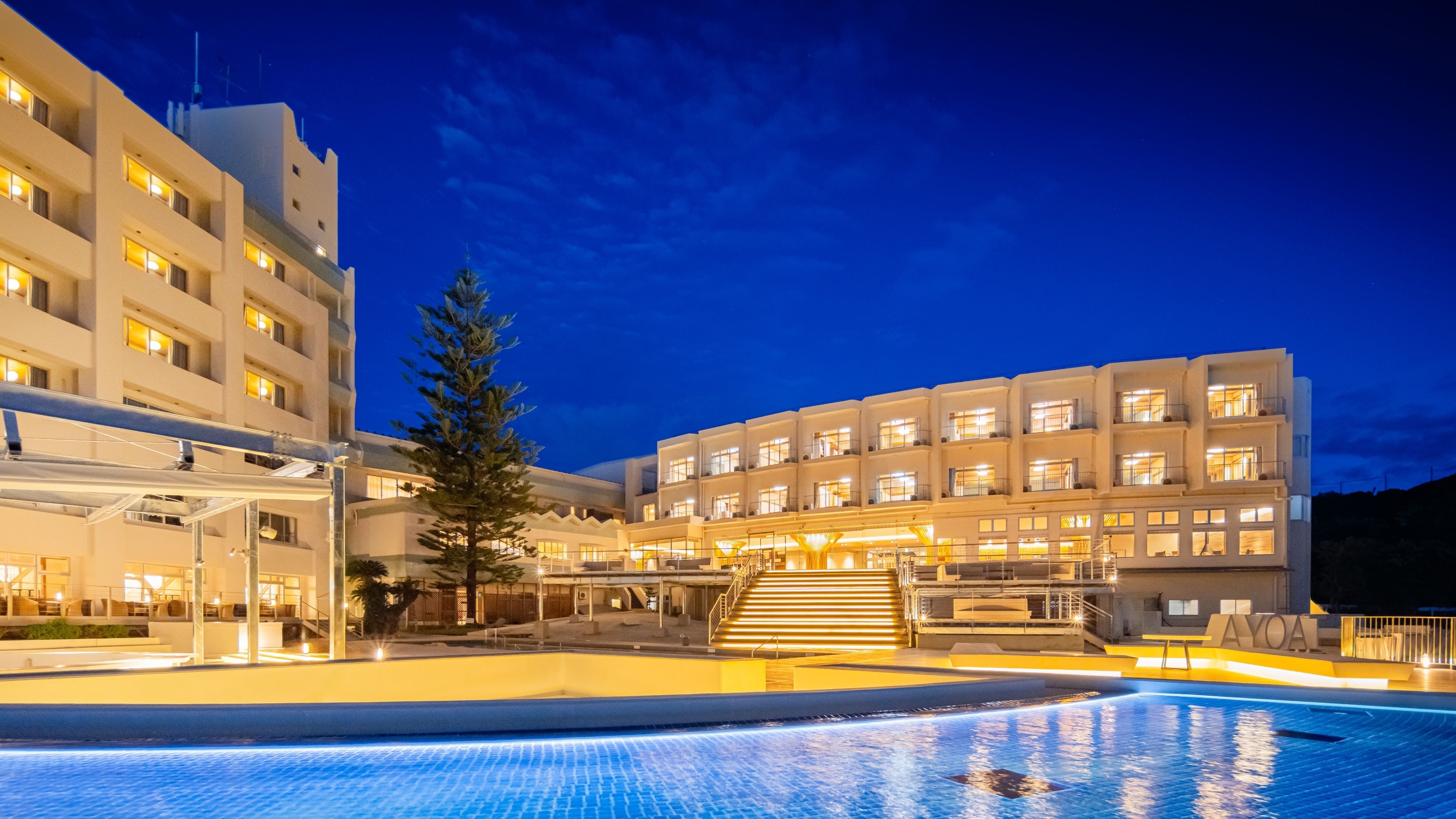 Night spa garden side