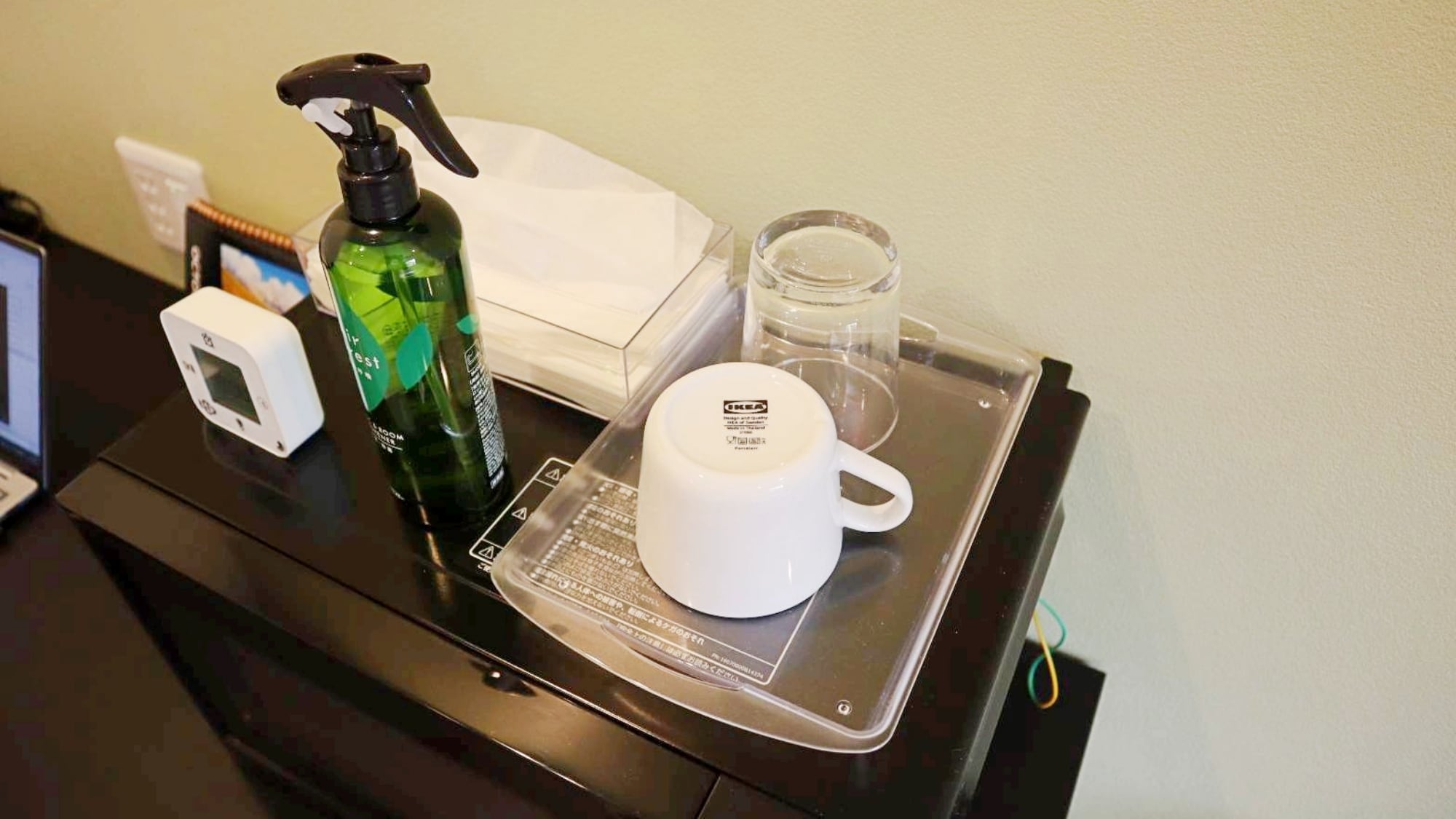 [Room facilities] Microwaves, cups, and other amenities are provided to ensure a relaxed and comfortable stay.