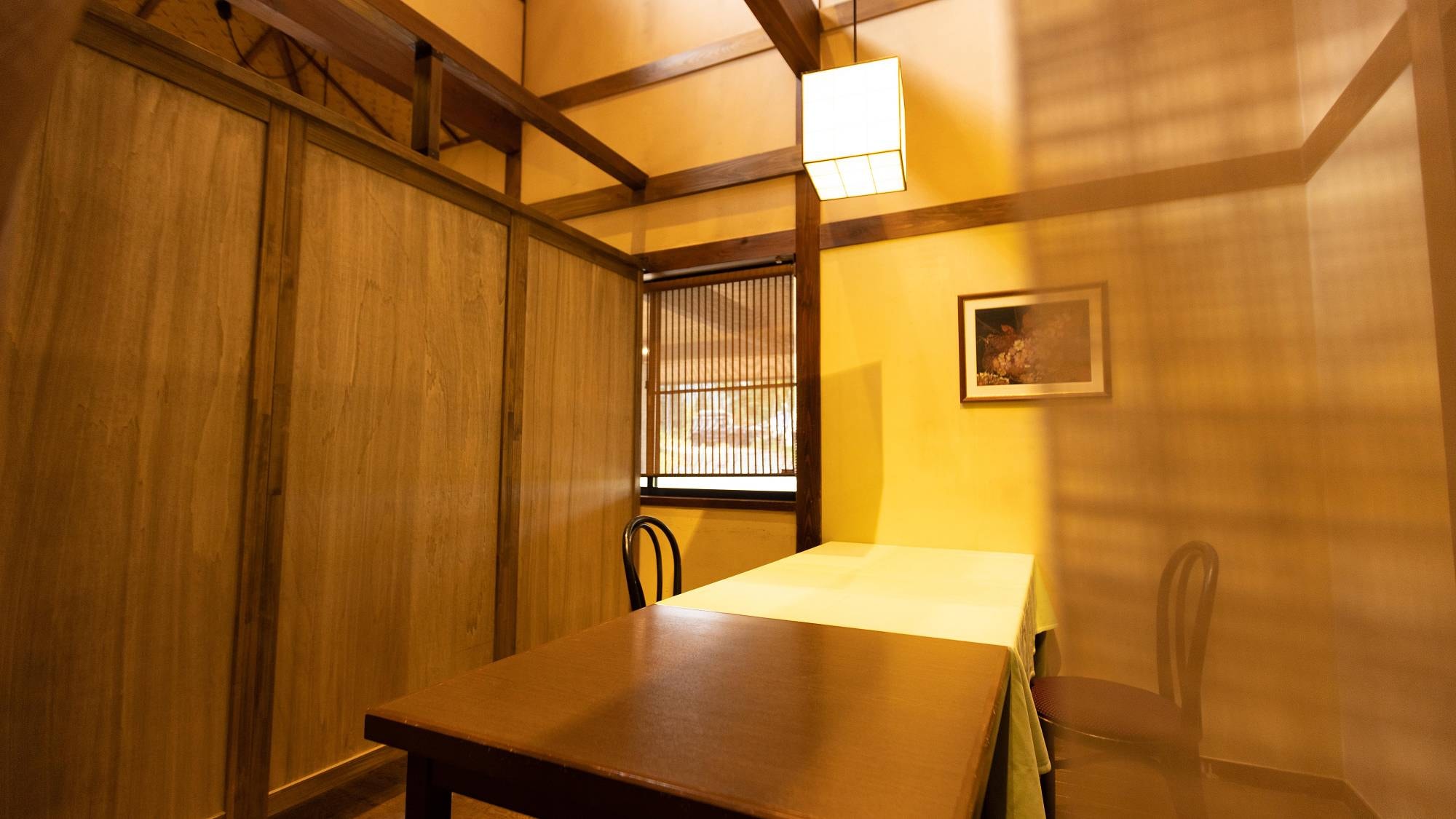 [Restaurant] Supper and breakfast are served at the private dining room. Relax without worrying about the surroundings.