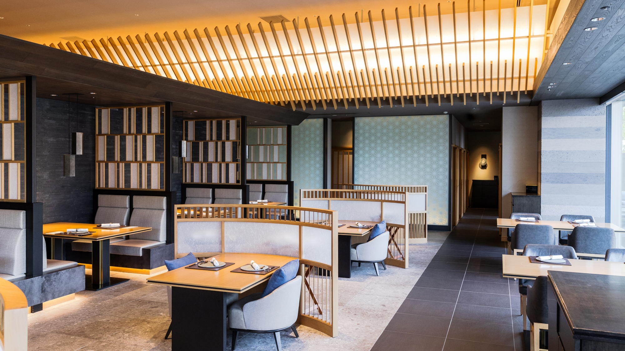 ◆Main Dining Mutsuki | Enjoy Japanese cuisine based on traditional Japanese kaiseki cuisine using seasonal ingredients.