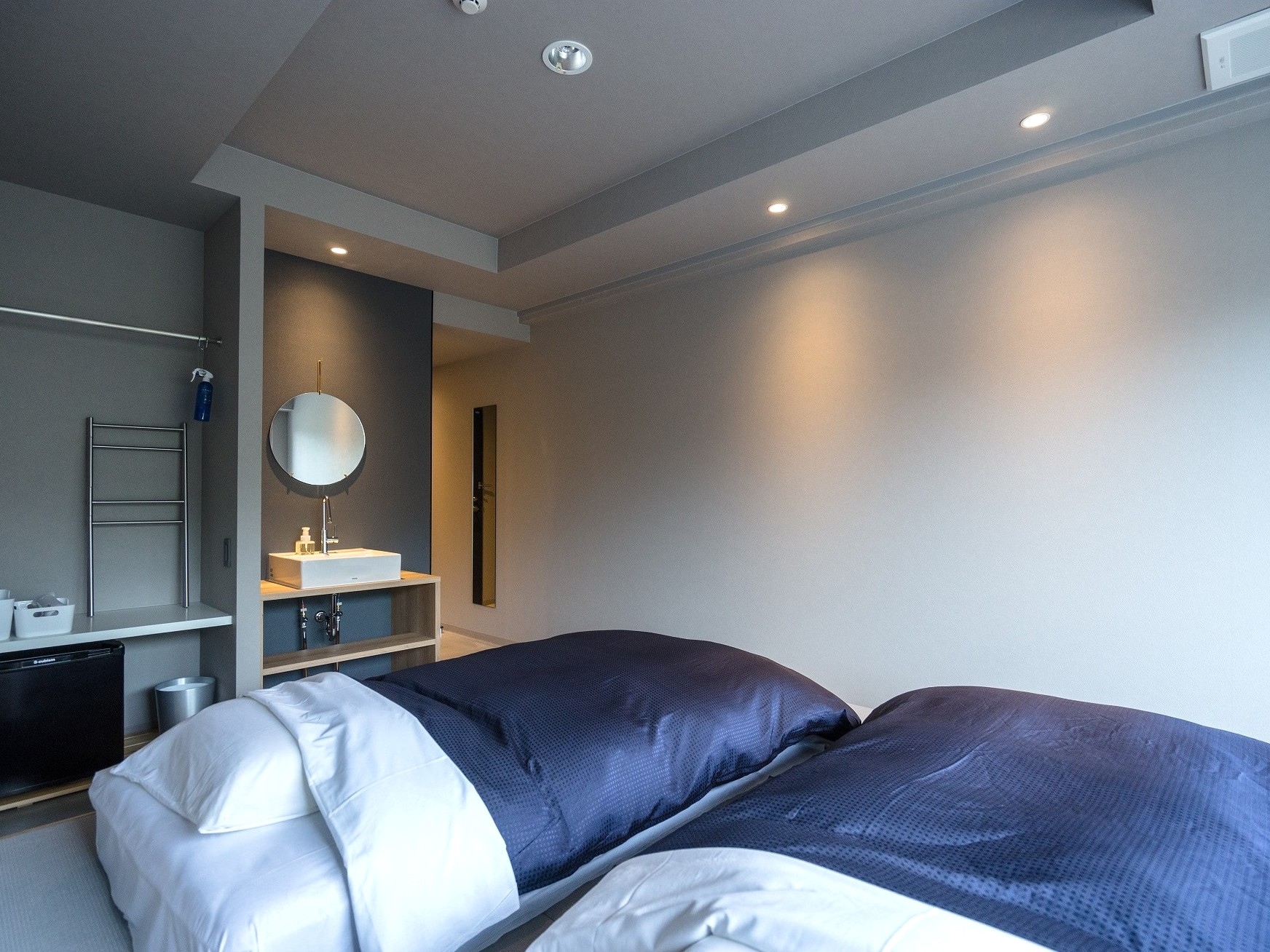 Japanese standard room without meals (non-smoking) Shower booth 02