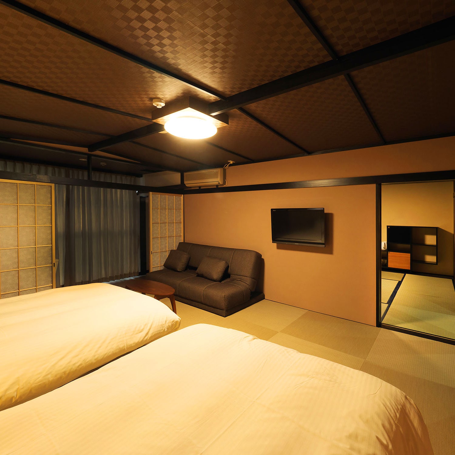 "Japanese + Western Modern Suite Room - Bedroom"