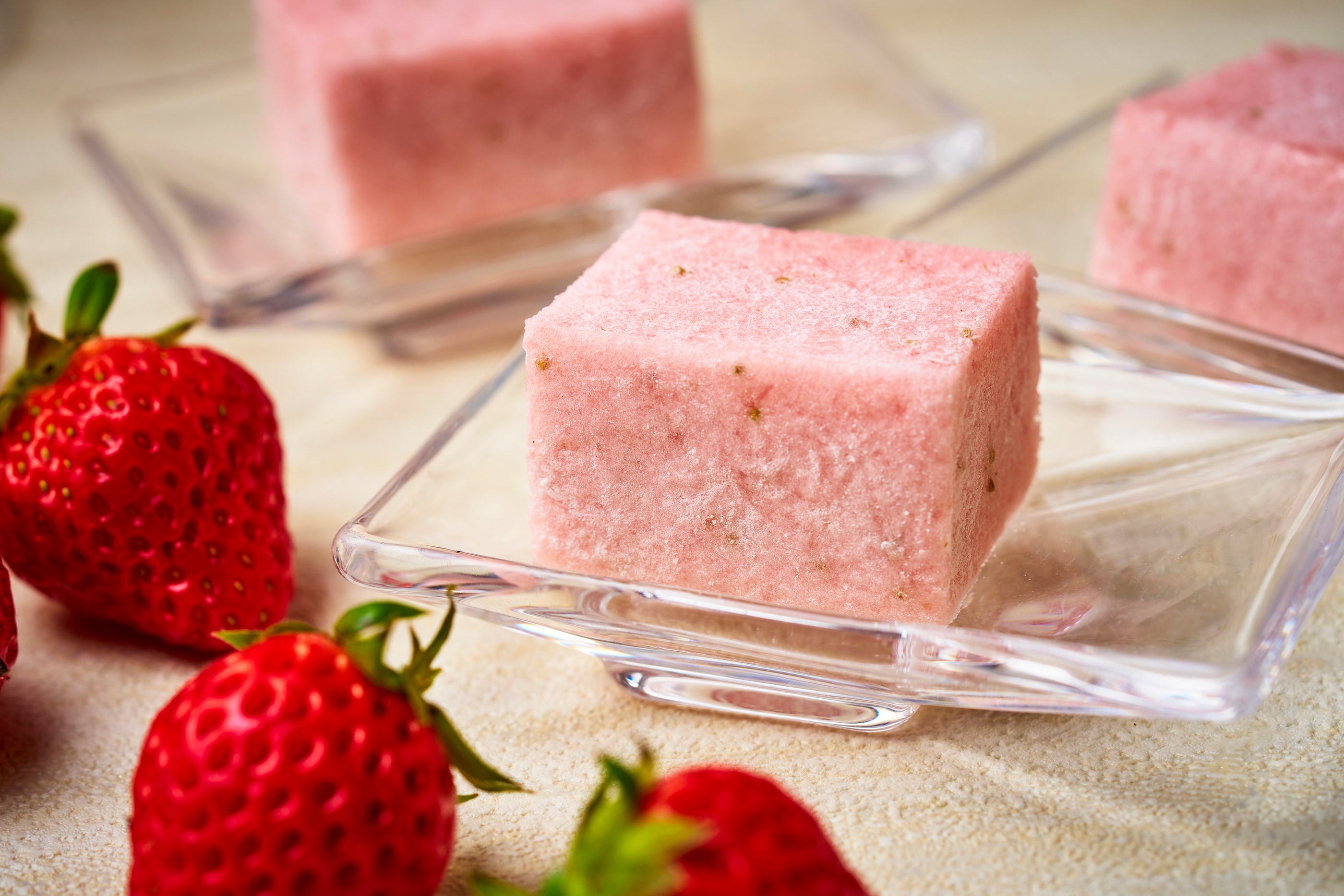 Proyek musim semi: Stroberi Guimauve