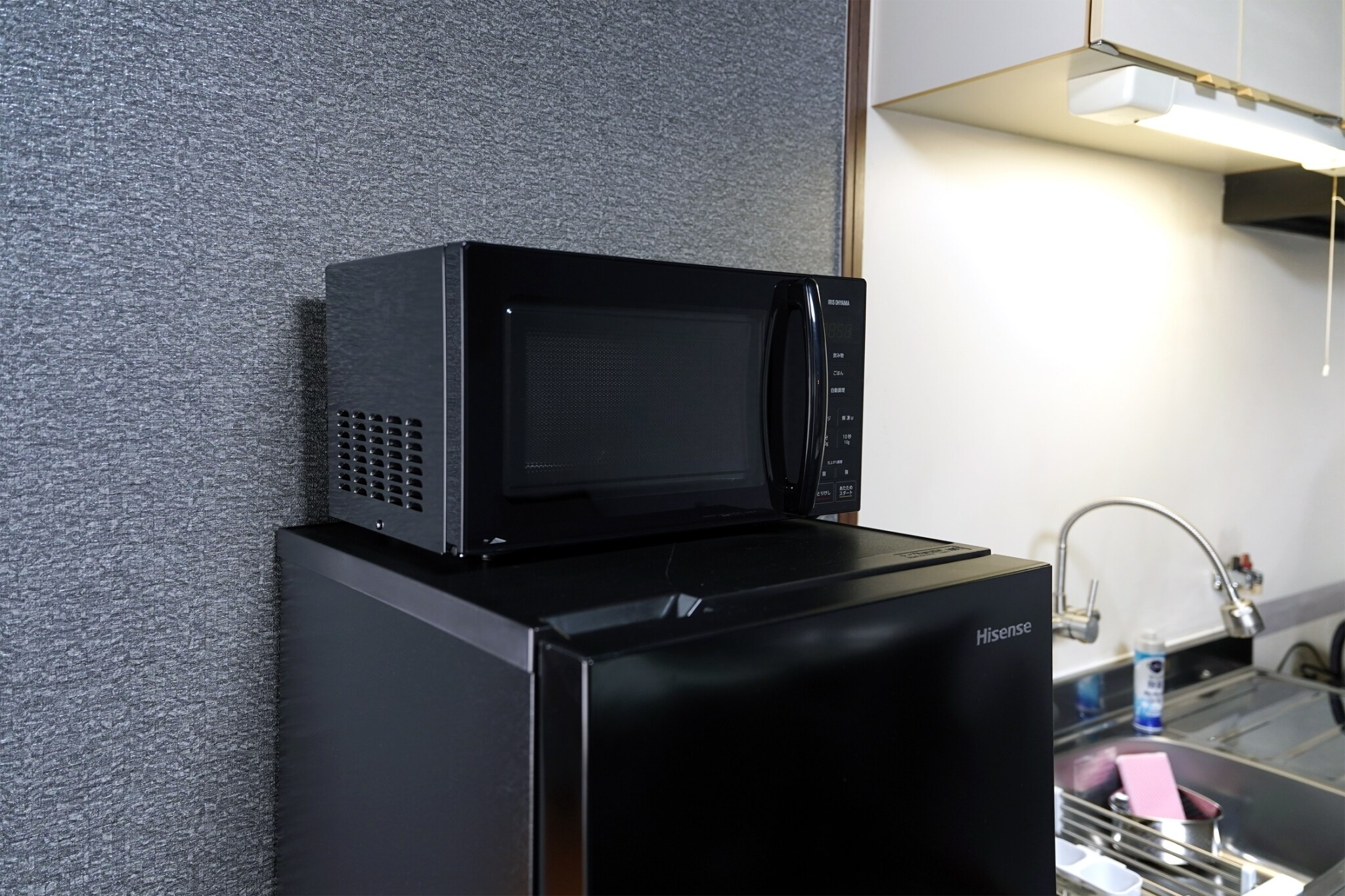 microwave oven