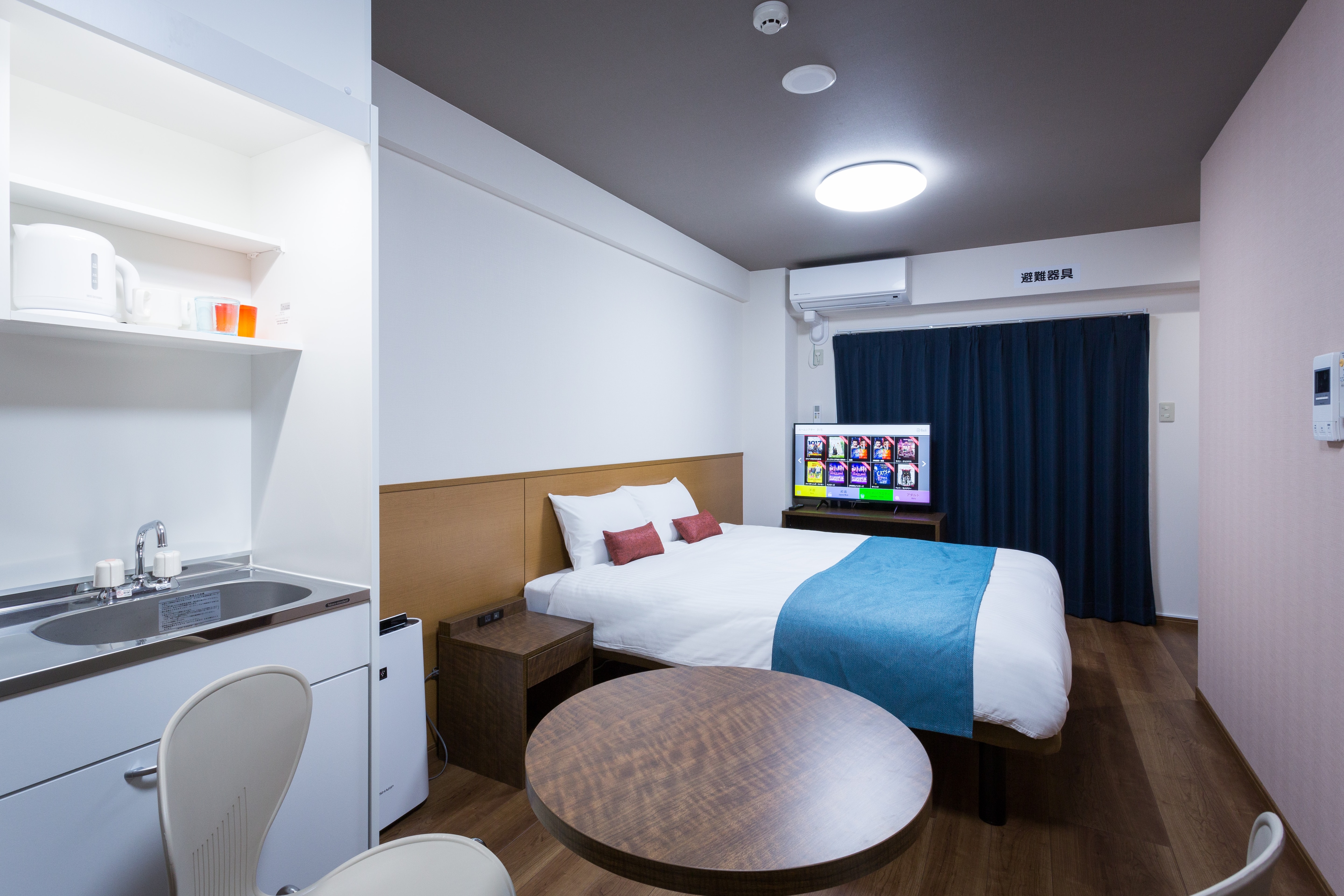 [Travelers Double] 25.2㎡ 1400mm wide bed Promises a comfortable stay for both travel and business
