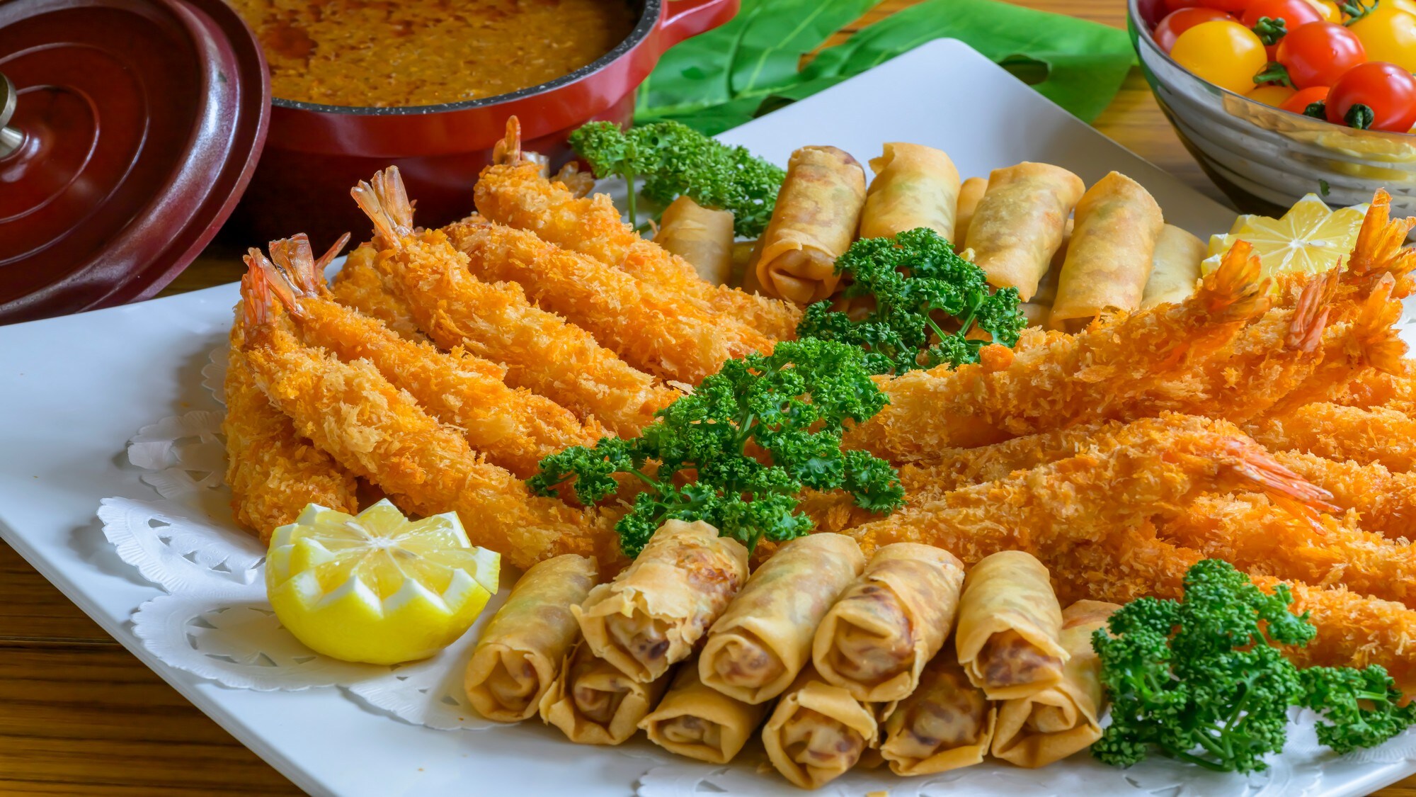 山珍海味薈萃的夏季美食節正在火熱進行中！