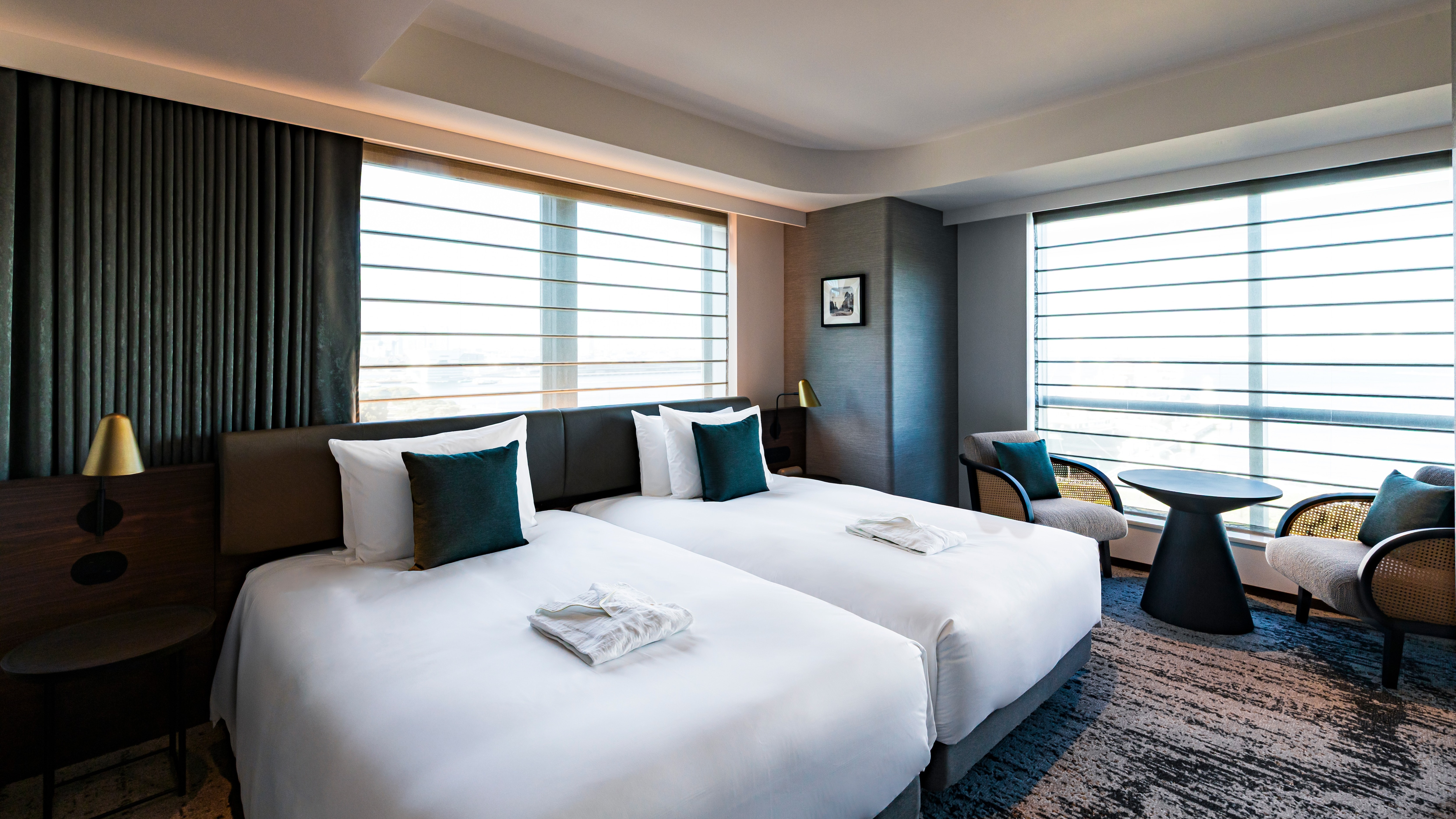 Luxe twin room, non-smoking, lower floors