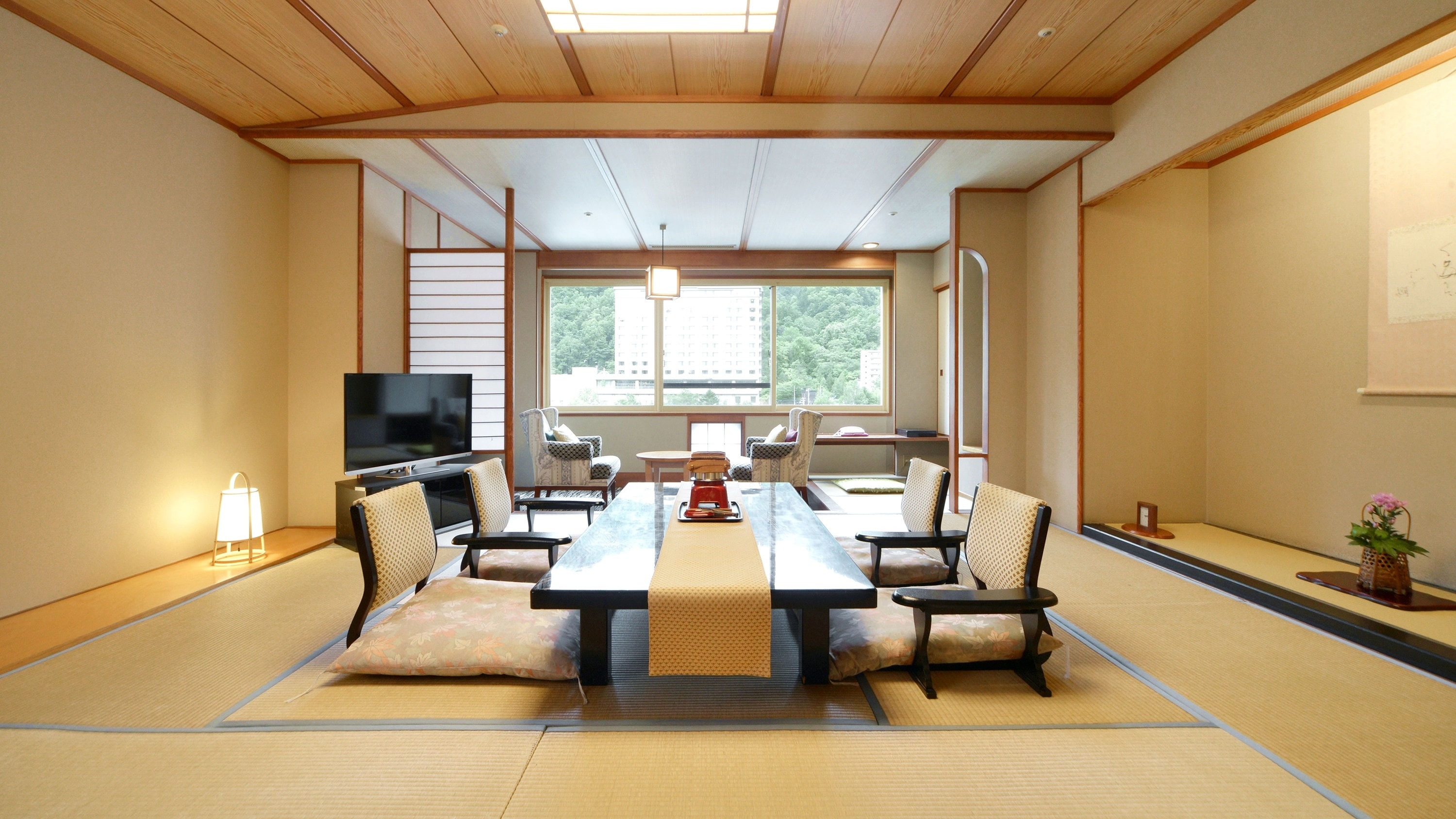 [Corner room, family Japanese-style room with next room, 75 square meters]