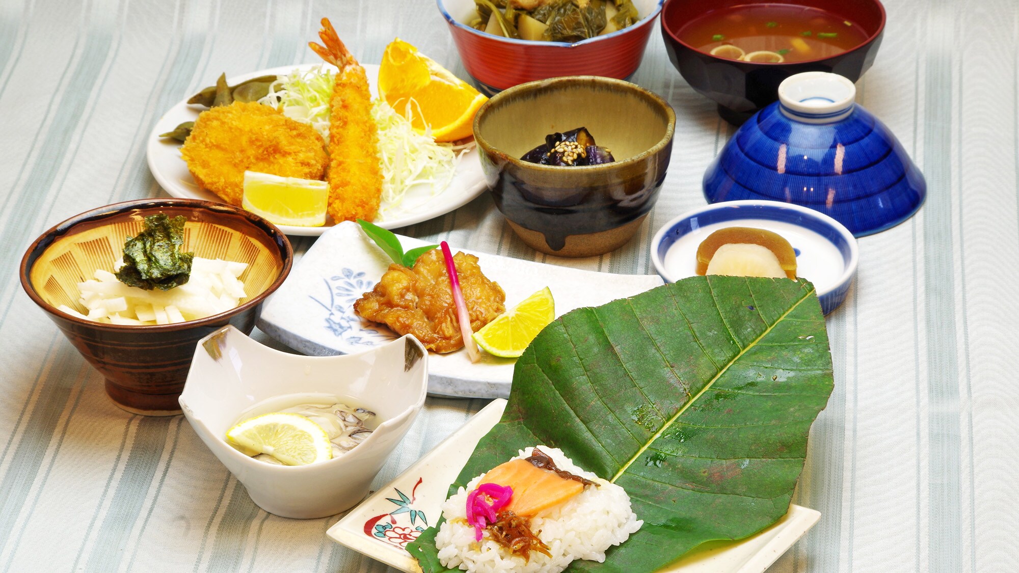 * We will prepare a business set meal. Affordable but full of volume!