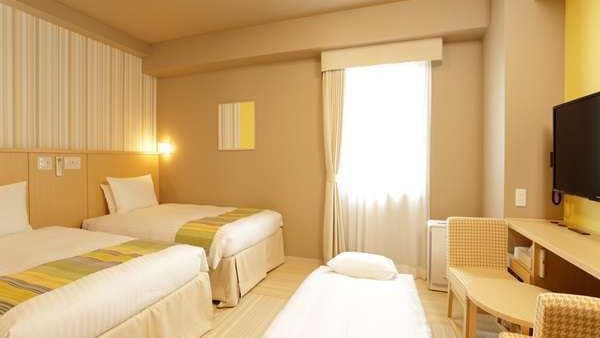 [Twin room] Image of 3 people