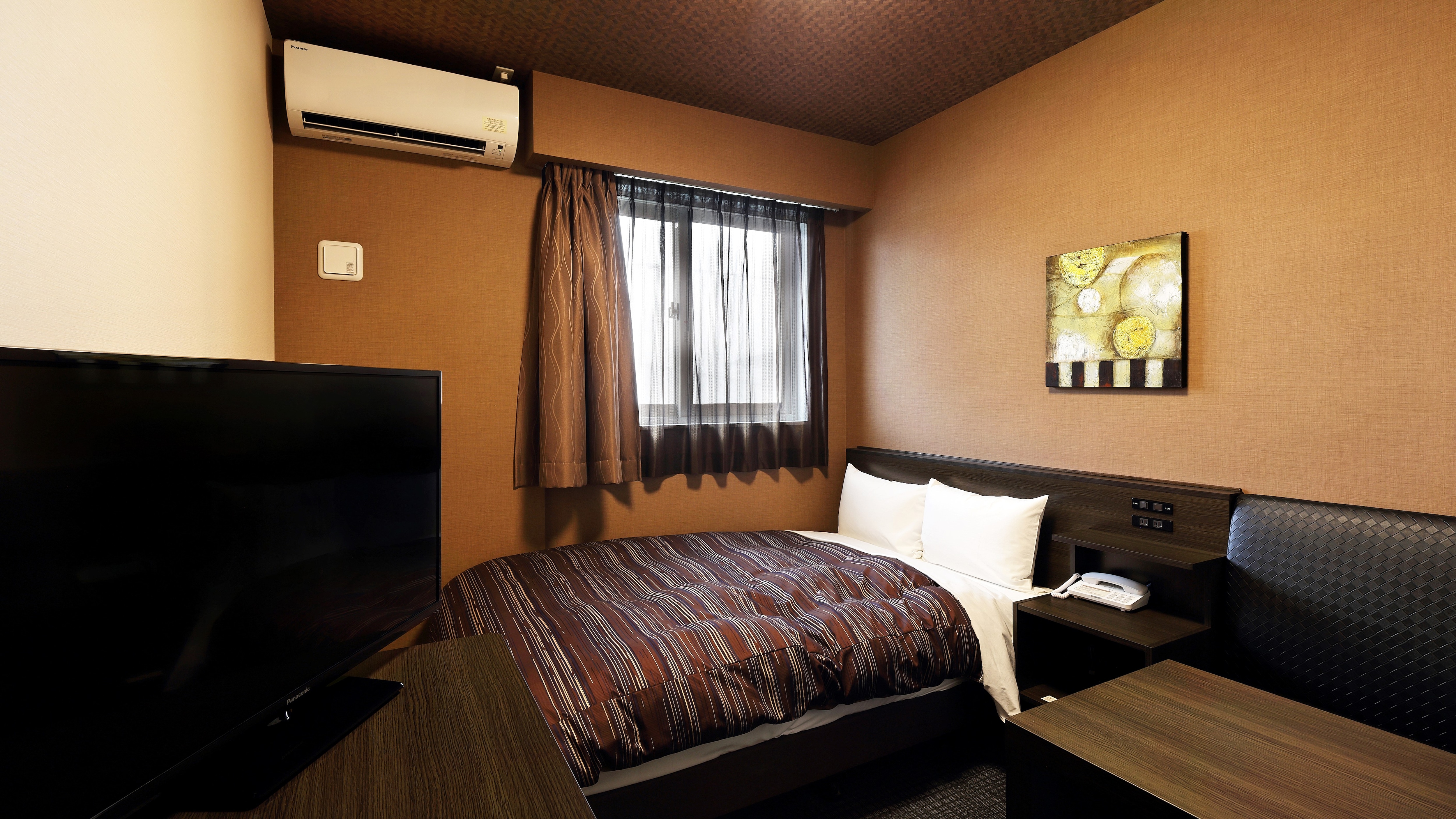Semi-double room 130 cm & times; 200 cm