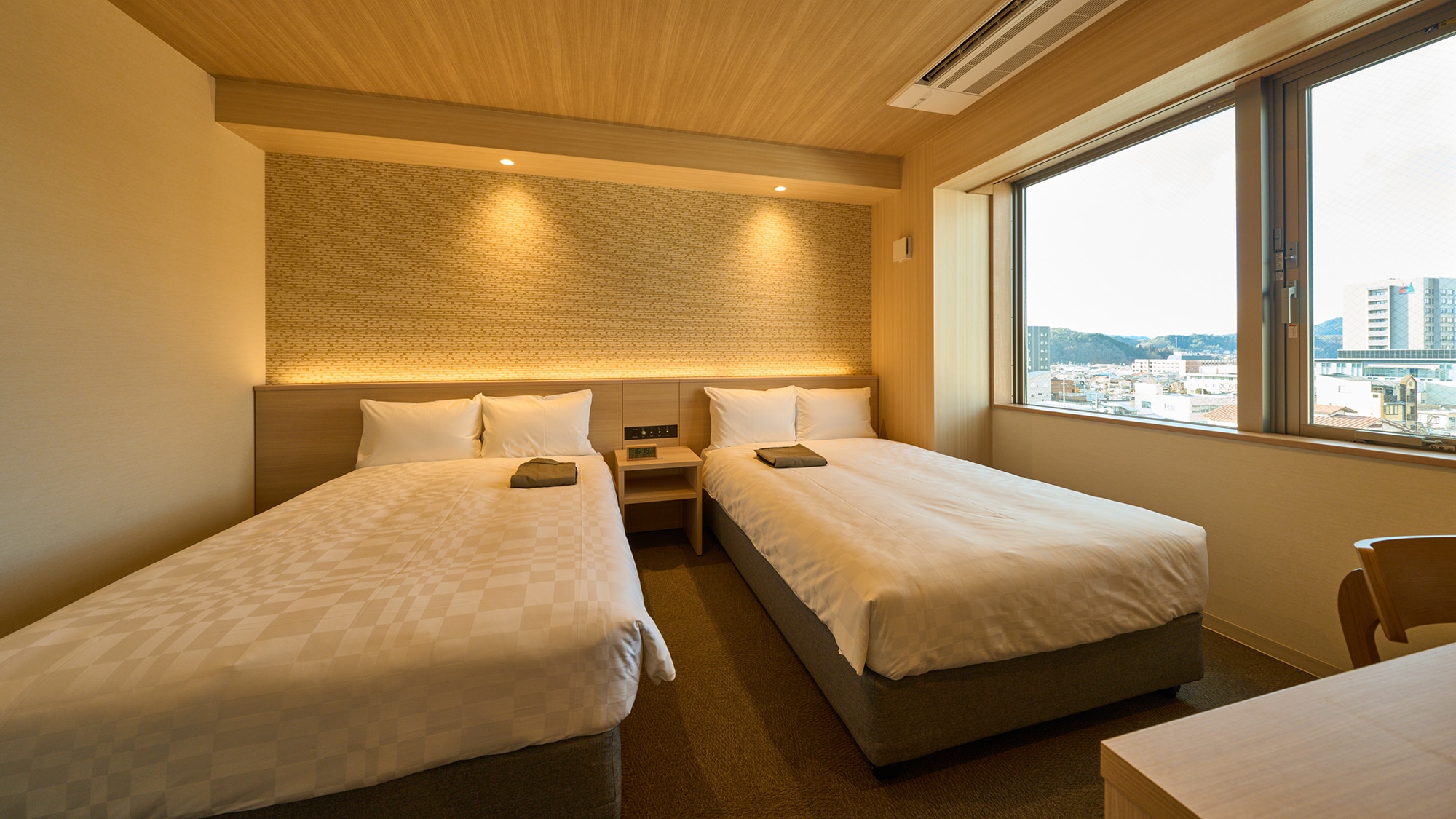 ◆Superior Twin Room (example of guest room)