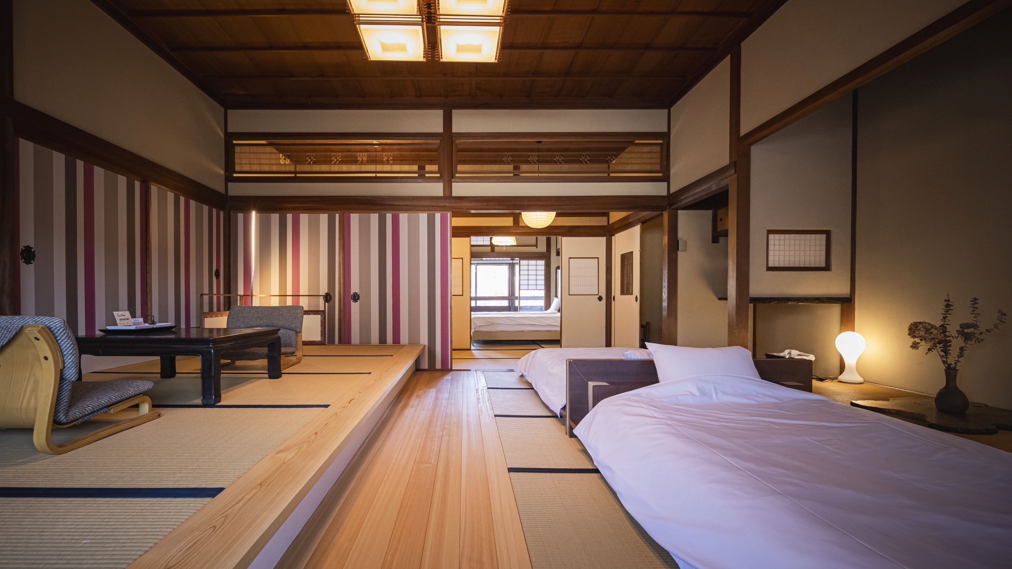 *[Contoh kamar tamu] Kamar modern Jepang yang nyaman yang memadukan tradisi dan keindahan fungsional.