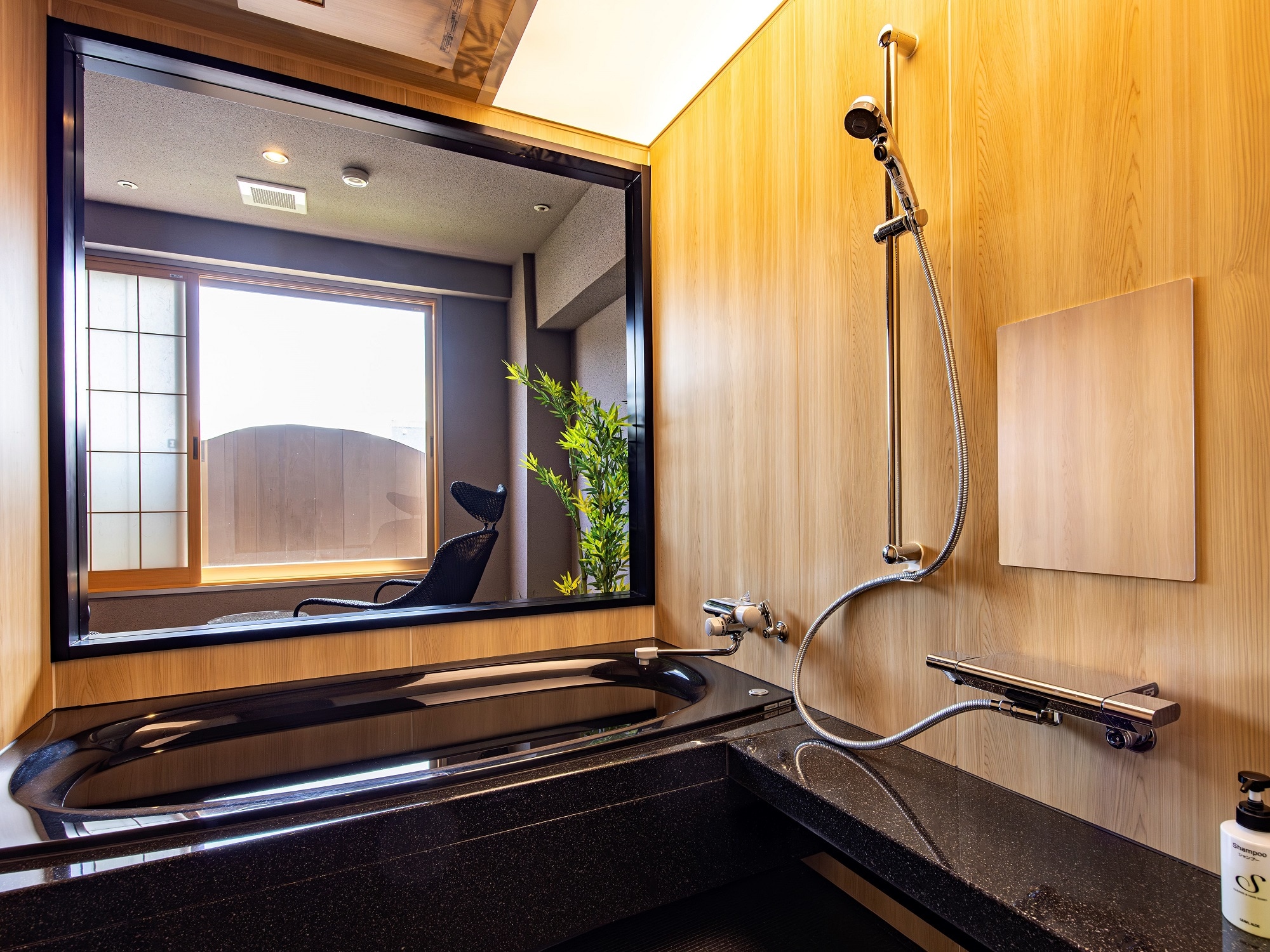 Premium Twin (with private hot spring) image
