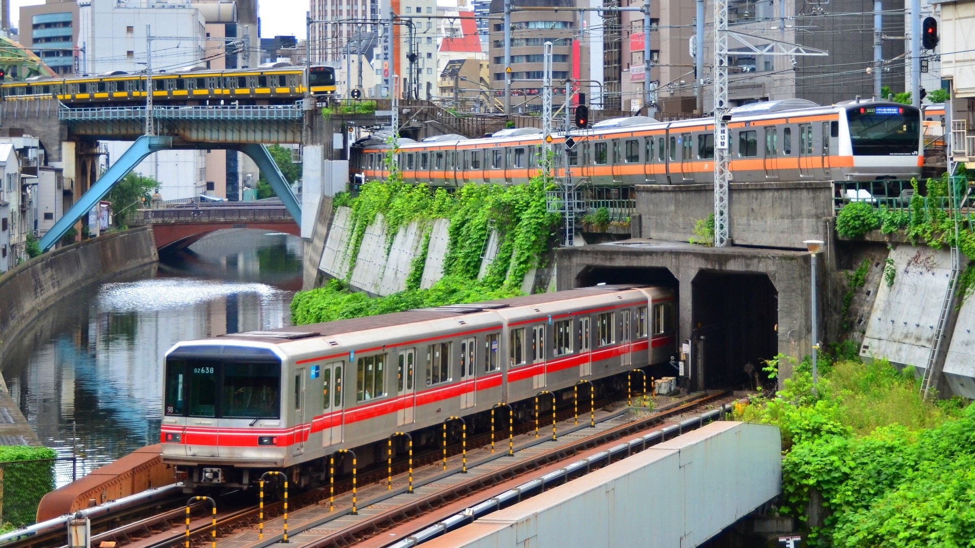 [Ochanomizu Station] Very convenient for trips to Ginza, Marunouchi, Shinjuku, Ikebukuro, and Roppongi.