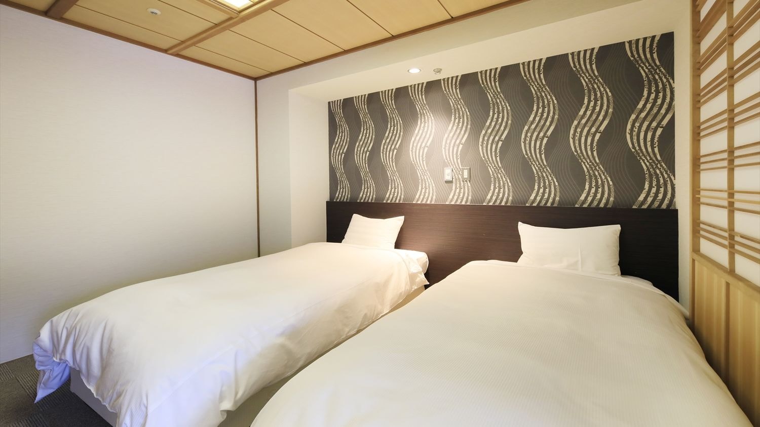 [Western-style room, non-smoking] Mizuunro Suite Room River side (54.2 square meters)
