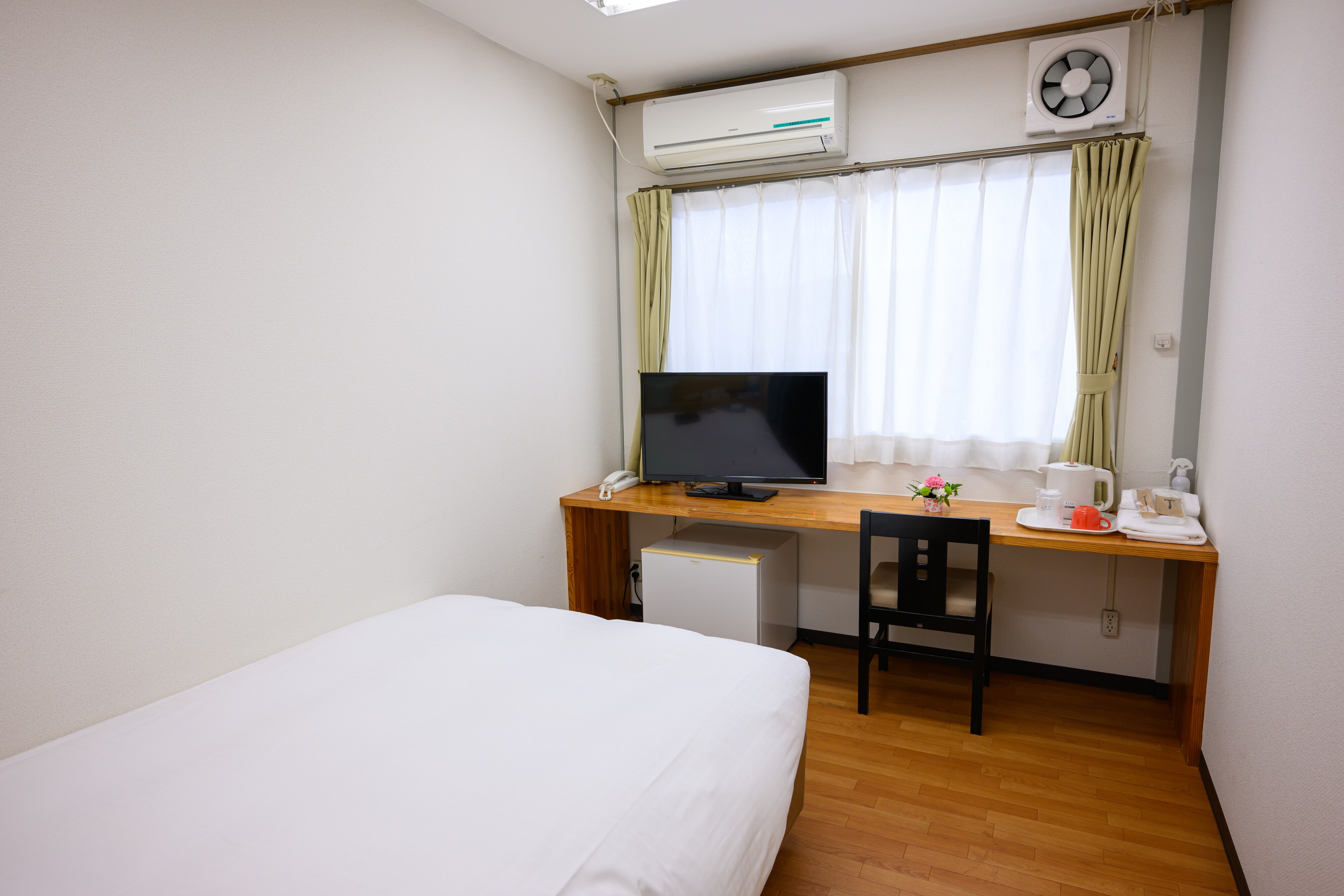 *Guest Rooms