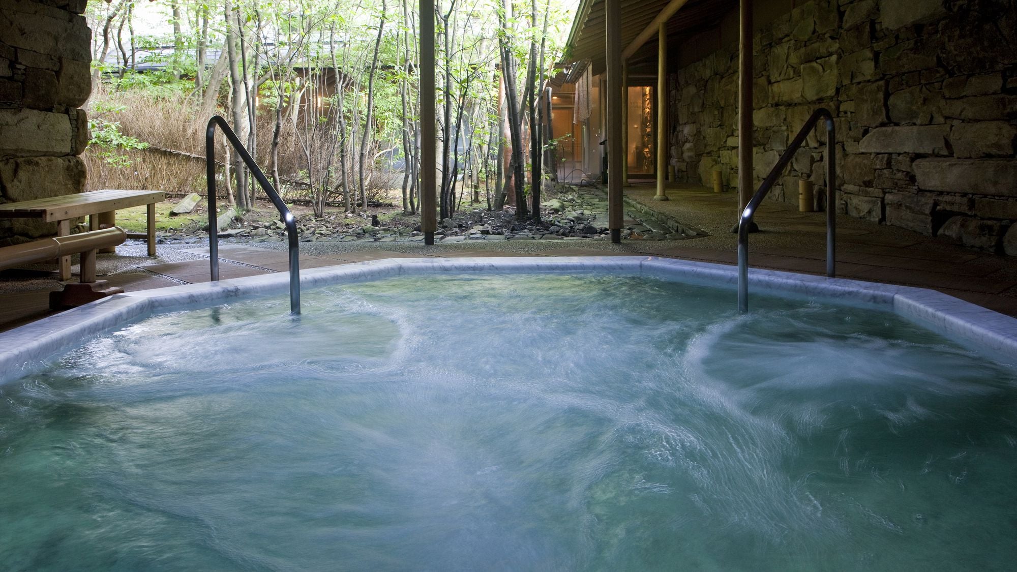 Jacuzzi