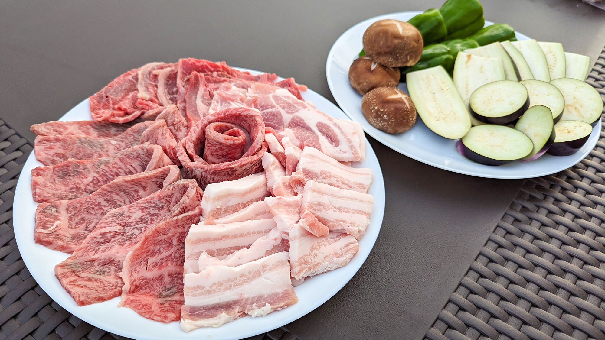 ・[ภาพบาร์บีคิว] หากคุณนำวัตถุดิบมาเอง คุณสามารถเพลิดเพลินกับบาร์บีคิวได้