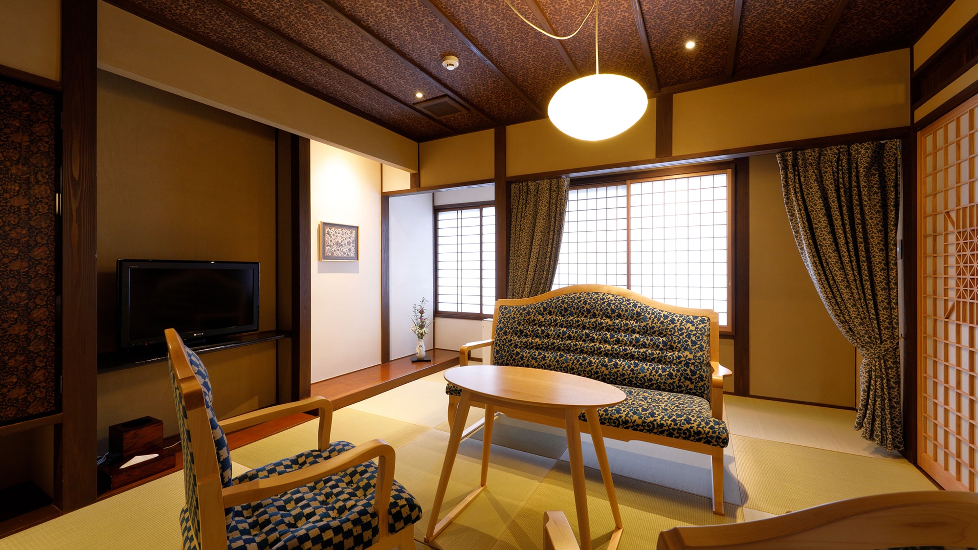 Main building Japanese-style room (two rooms)
