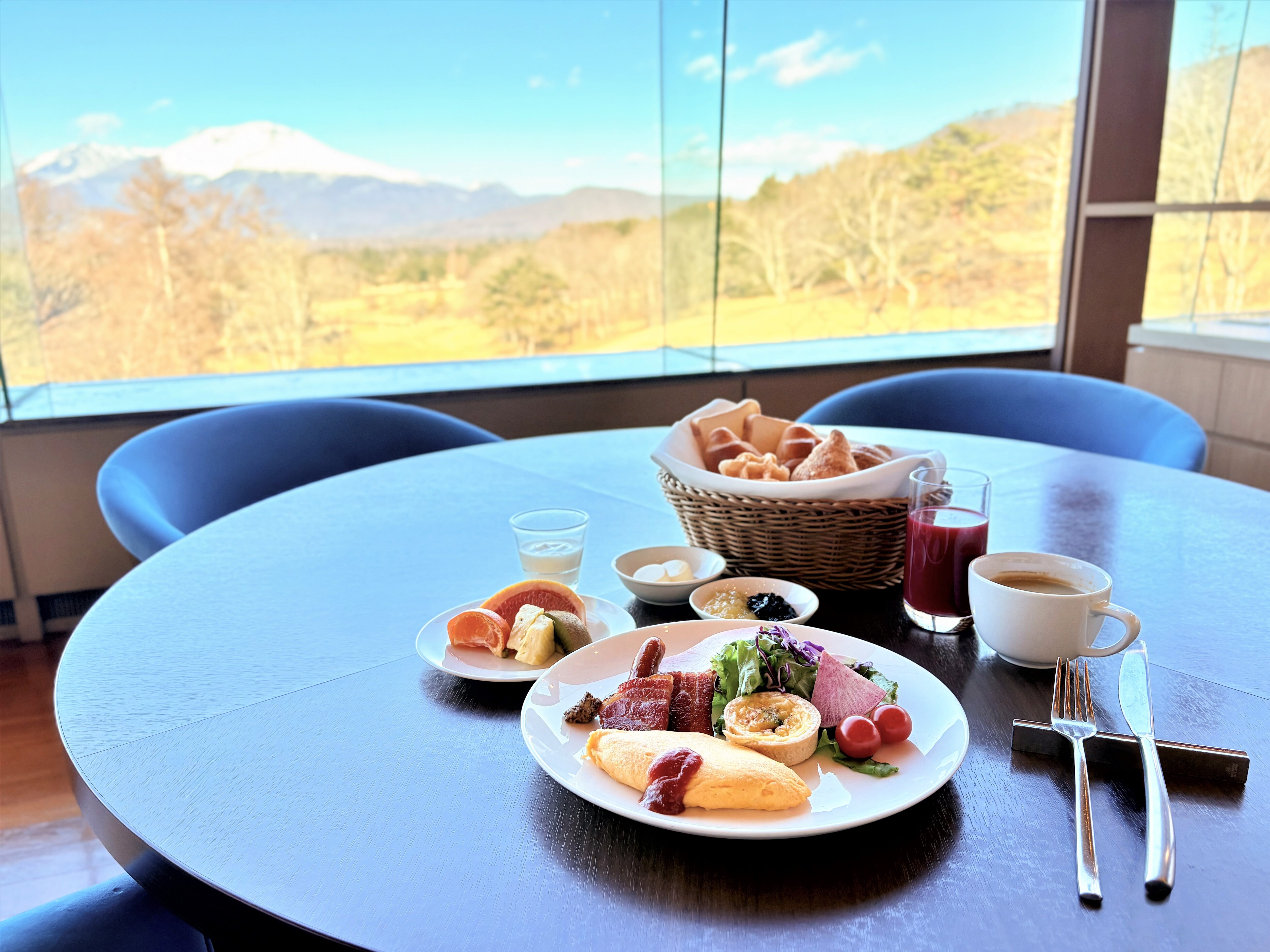 Dining Bloom_Breakfast Buffet