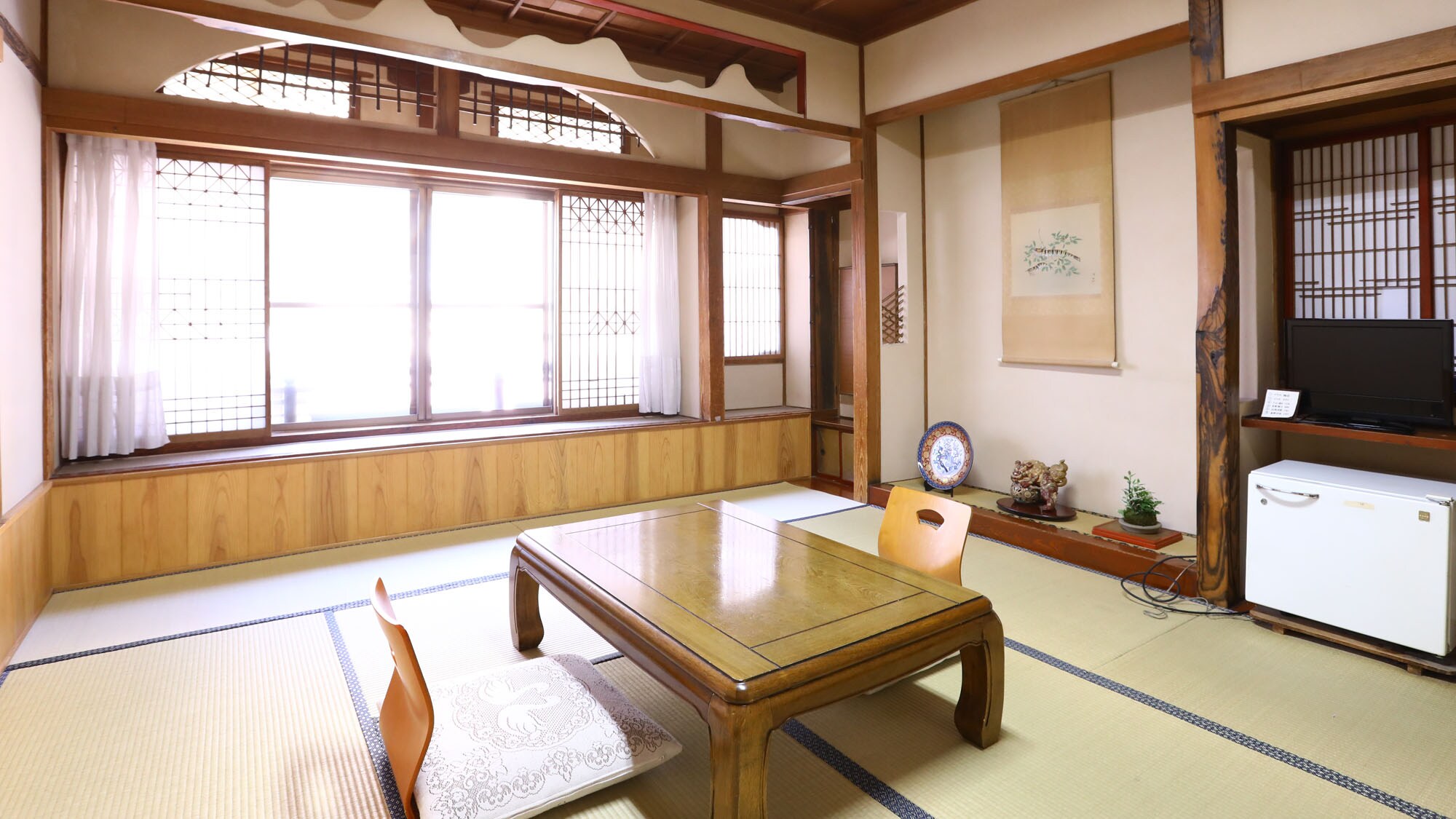 [Japanese-style room 8 tatami mats] A relaxing Japanese-style room