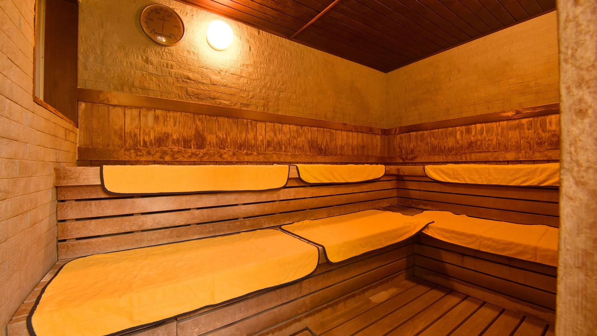 *【Polder Lagoon Hot Springs】附有桑拿！请慢慢来，努力挥洒汗水。 