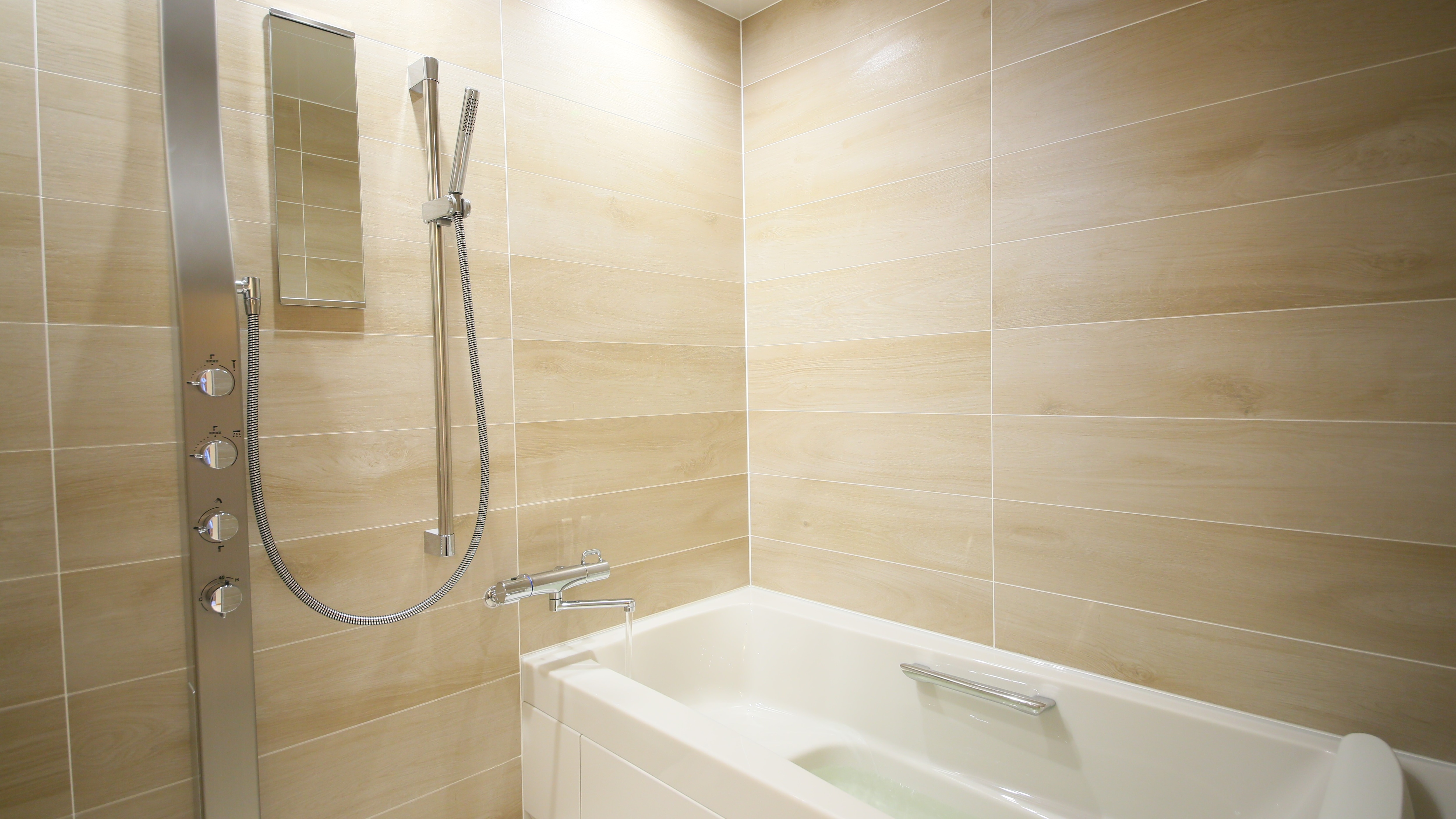 Klasik Double Parsial/Modern/Modern Superior/Stadion Deluxe/Master Suite