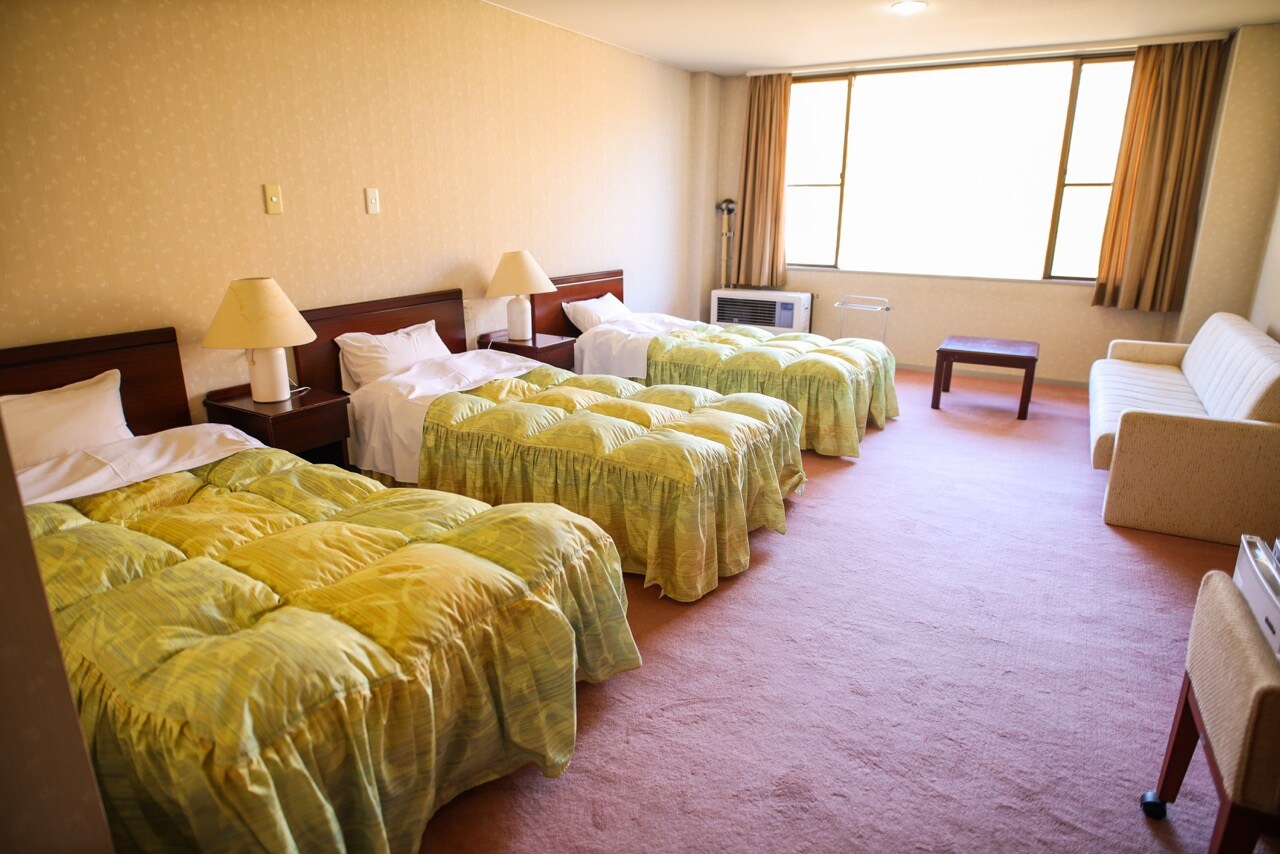 Main building [Western-style triple room]