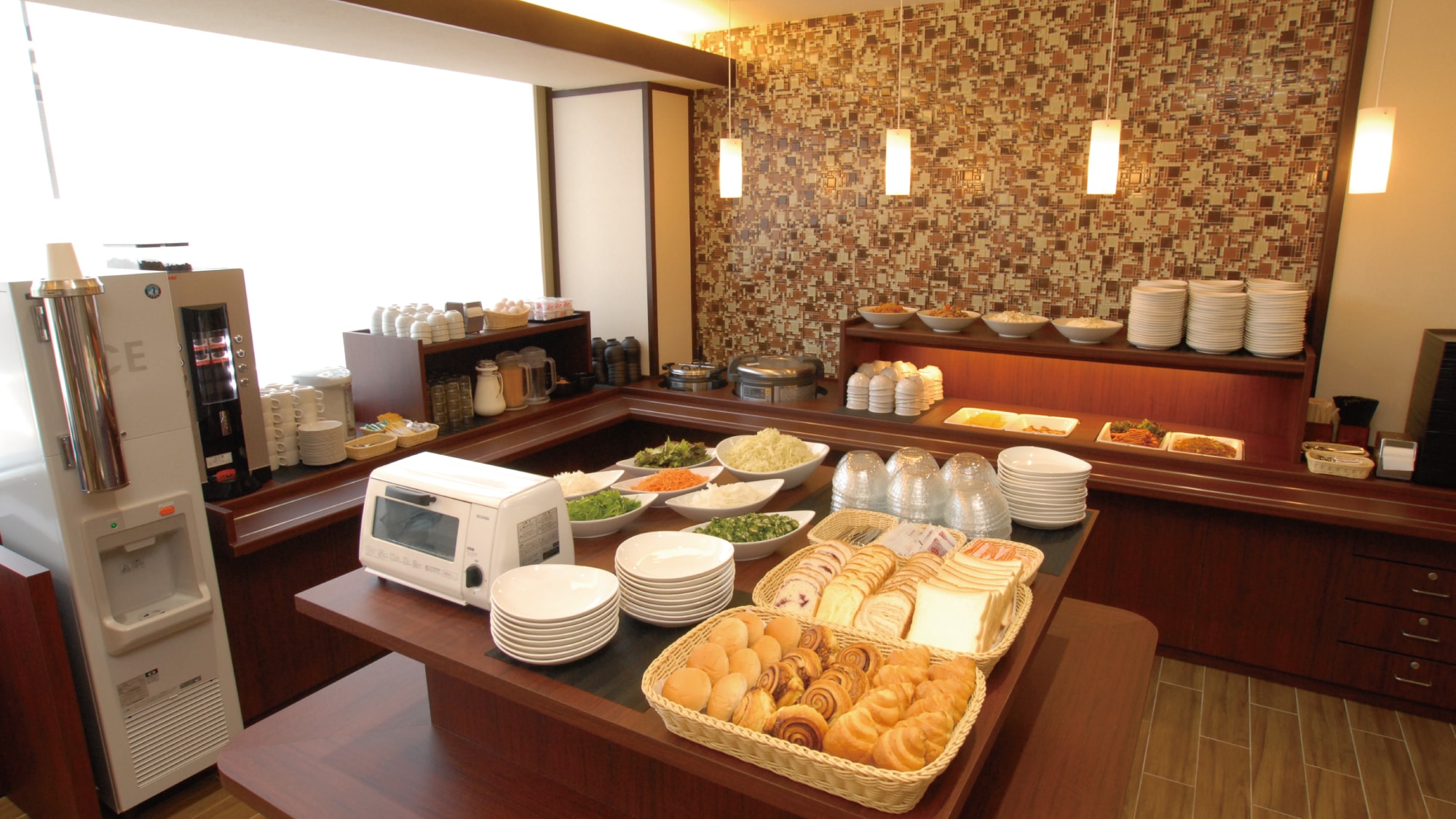[Serving counter]