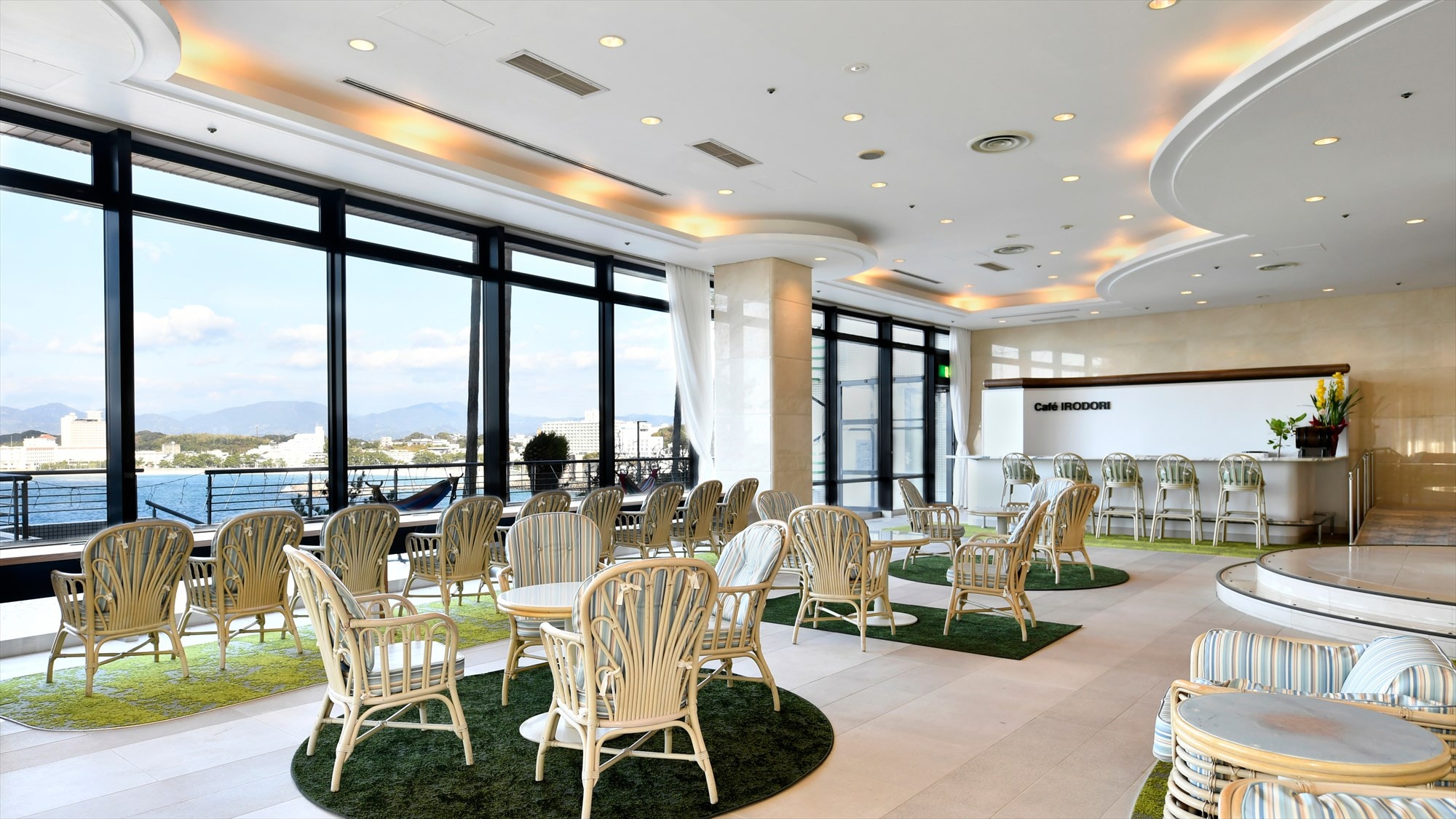Relax in the lobby lounge