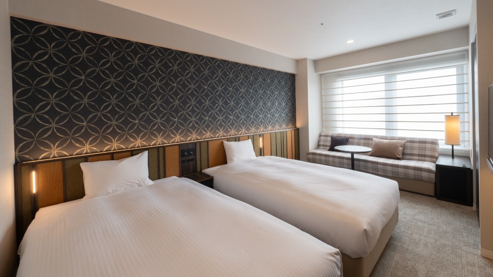 [Family room] Bed size: 2 x 120cm x 2, 2 x 100cm x 1, sofa bed 90cm x 1