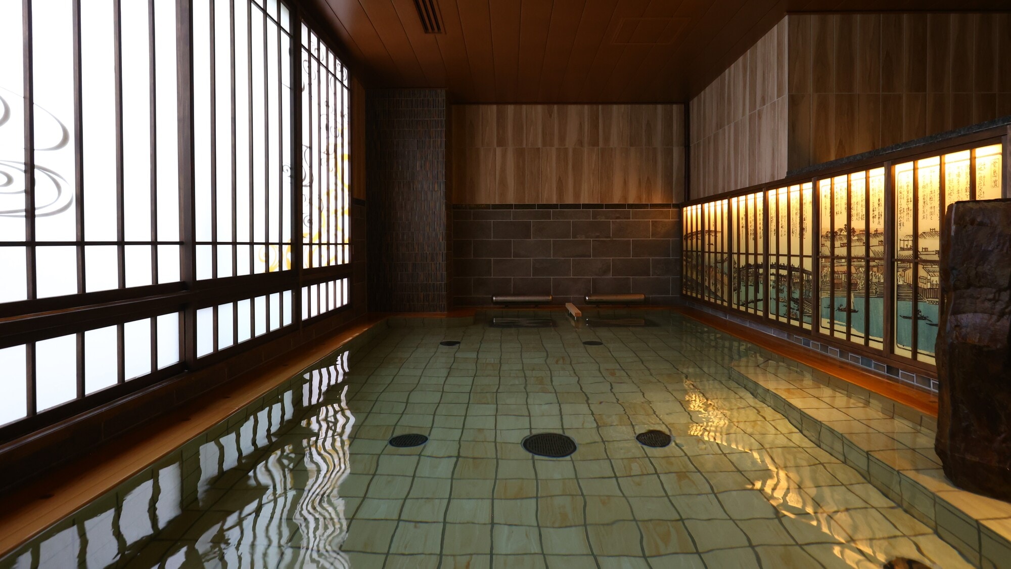 【男性】内風呂 (湯温：約40～42℃)