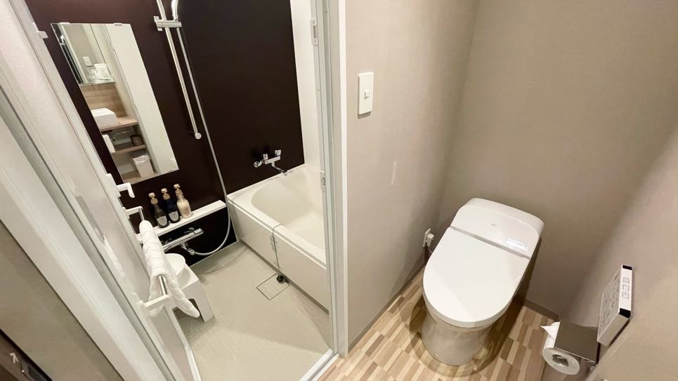 Separate bath and toilet in all guest rooms