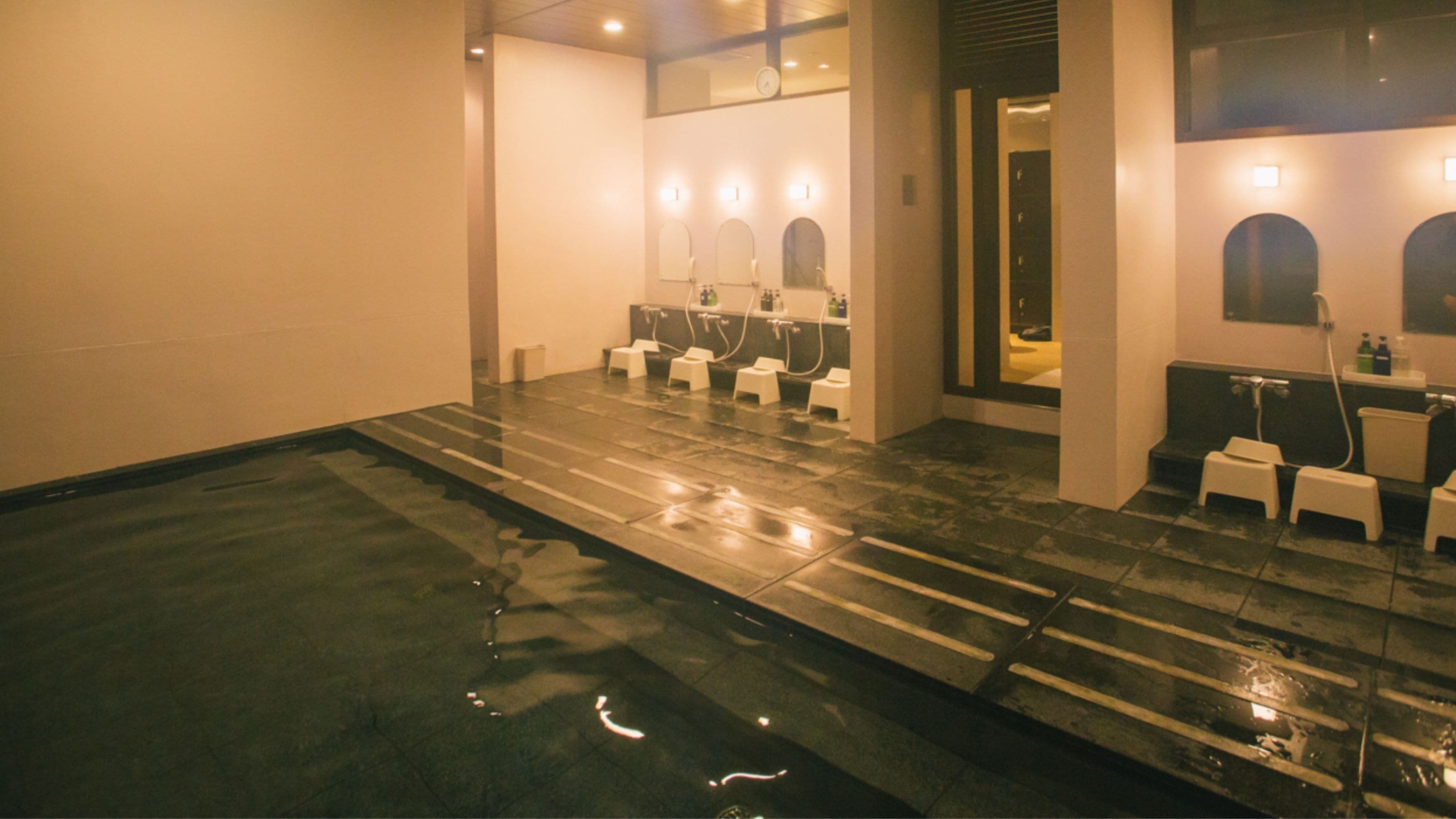 Sea spring bath "Shima no Yu" indoor bath