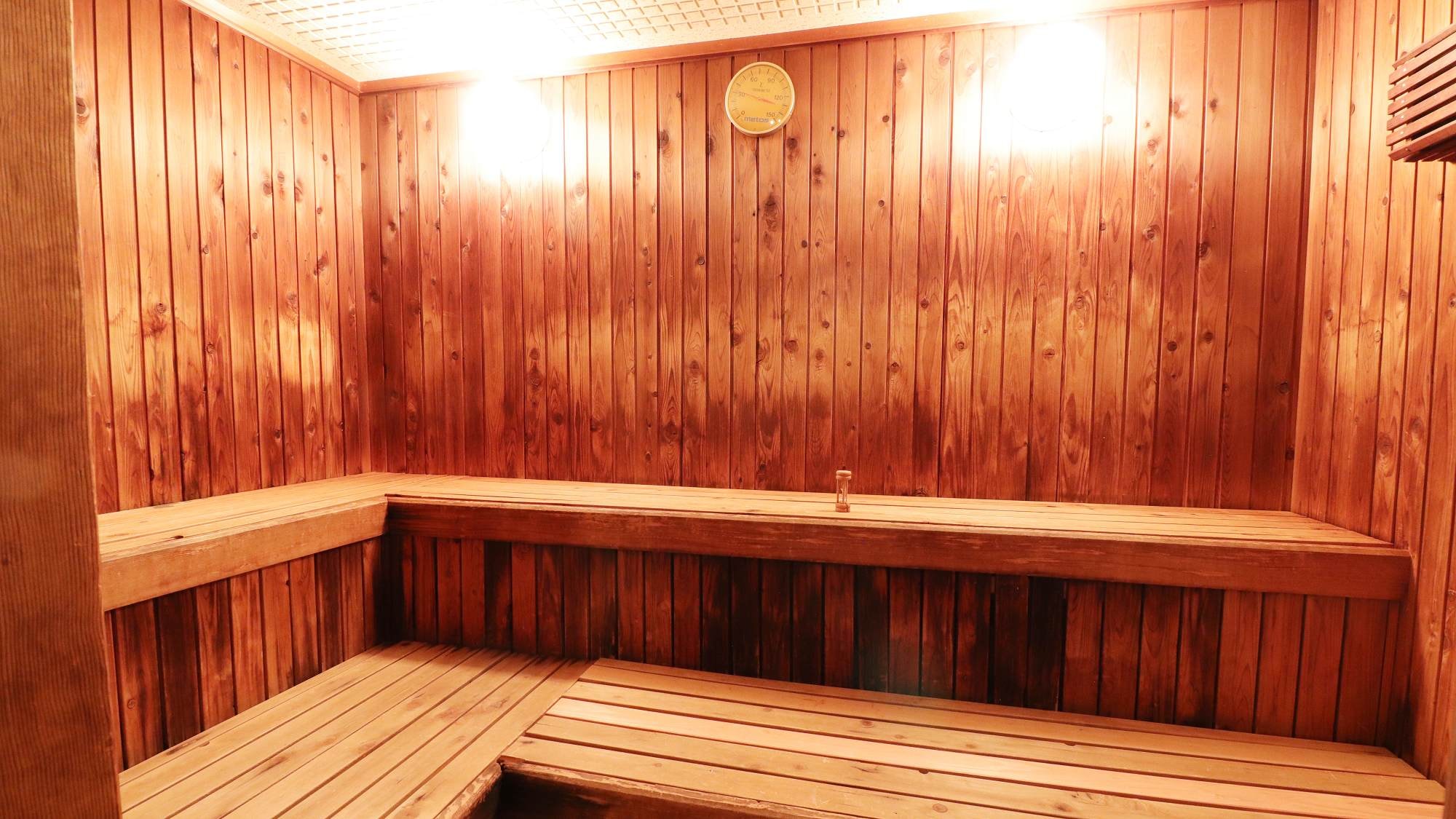 There is also a sauna in the large men's bath.