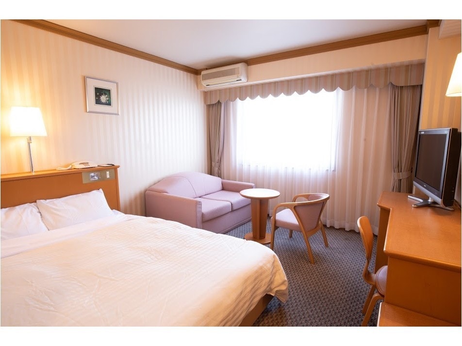Double Room C (example of guest room)