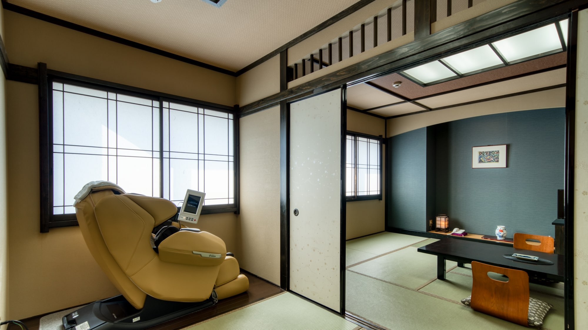[With shower room] Japanese-style room 2 rooms (with massage chair)