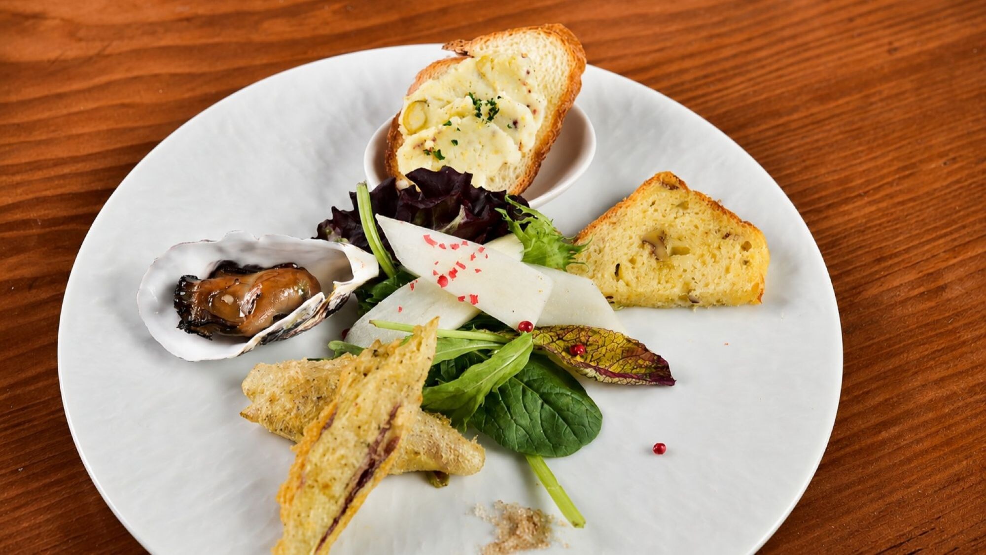 ■我们采用时令食材制作的招牌开胃菜