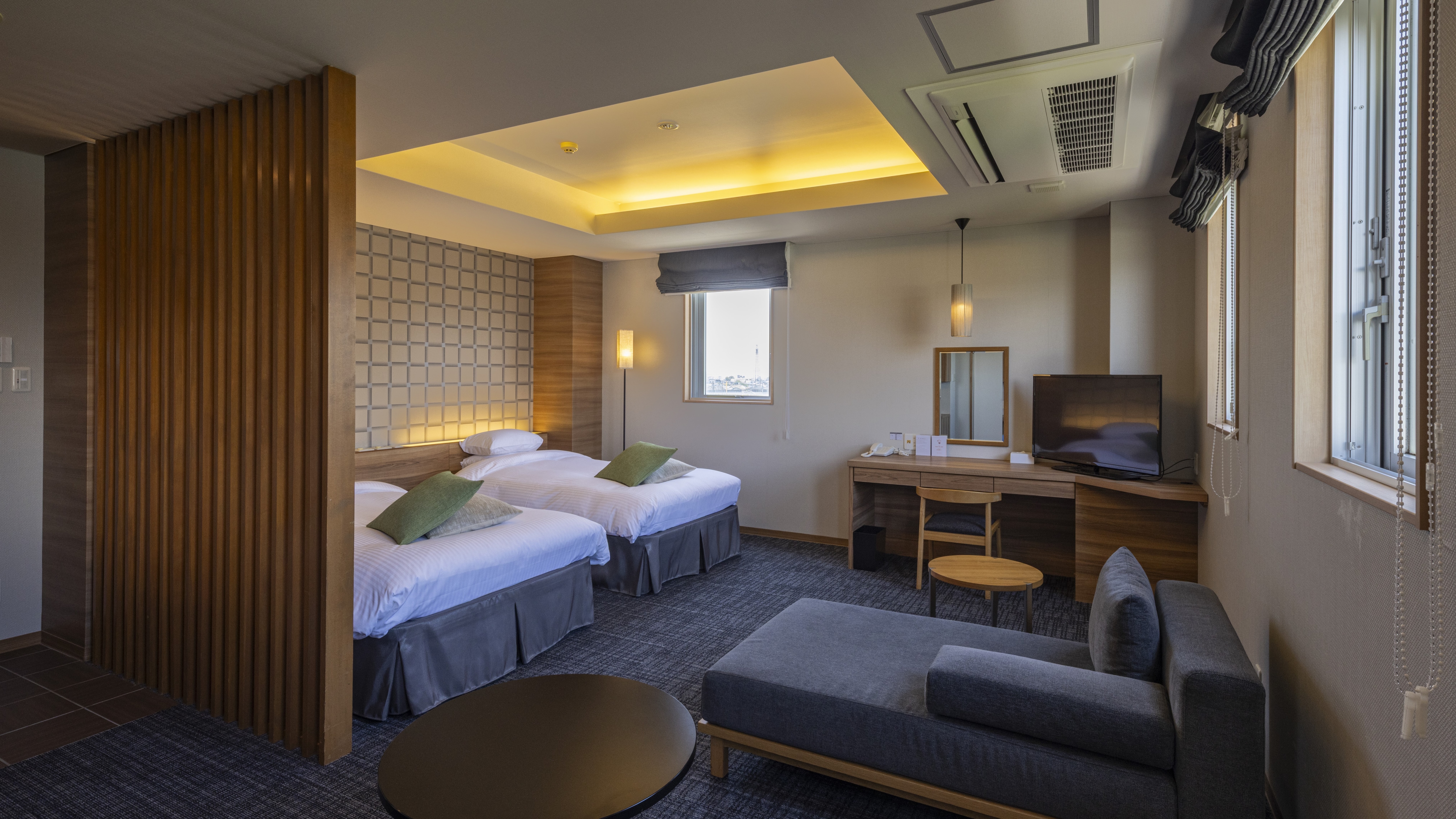 Non-smoking Superior Twin Room 2