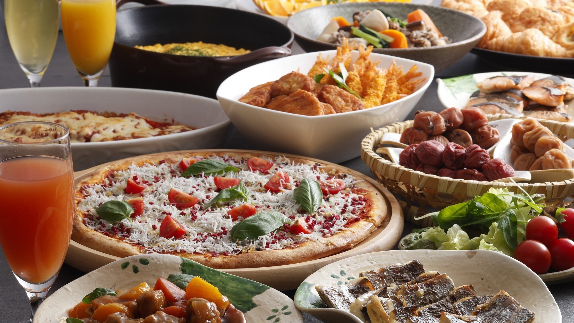 Breakfast buffet image