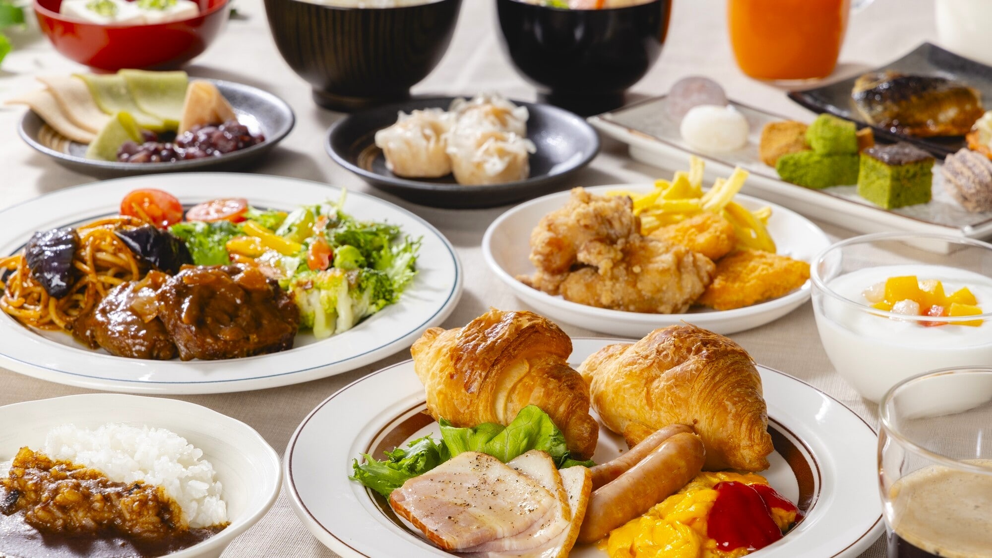 [Breakfast] Japanese and Western buffet