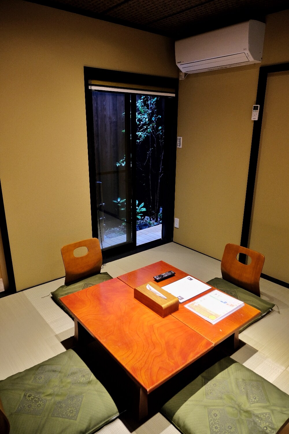 1st floor living room