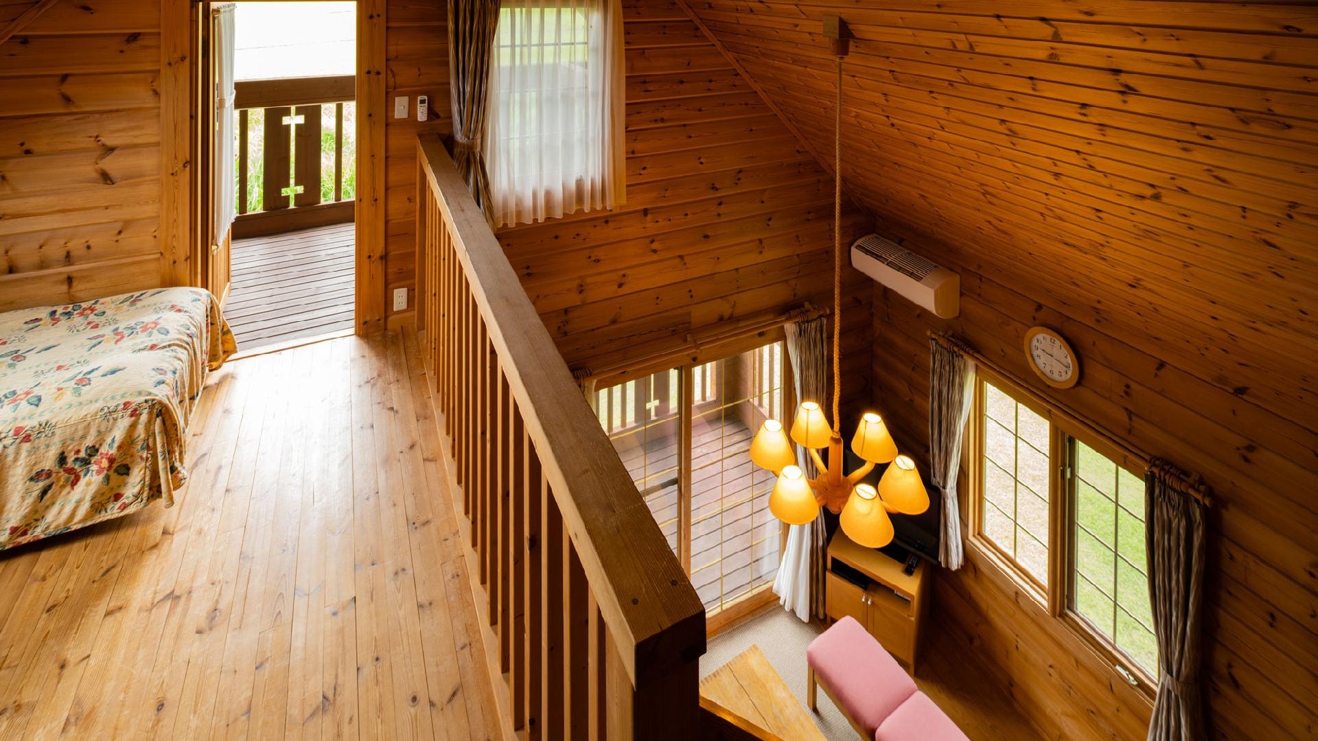 [房間] 小屋（2樓）