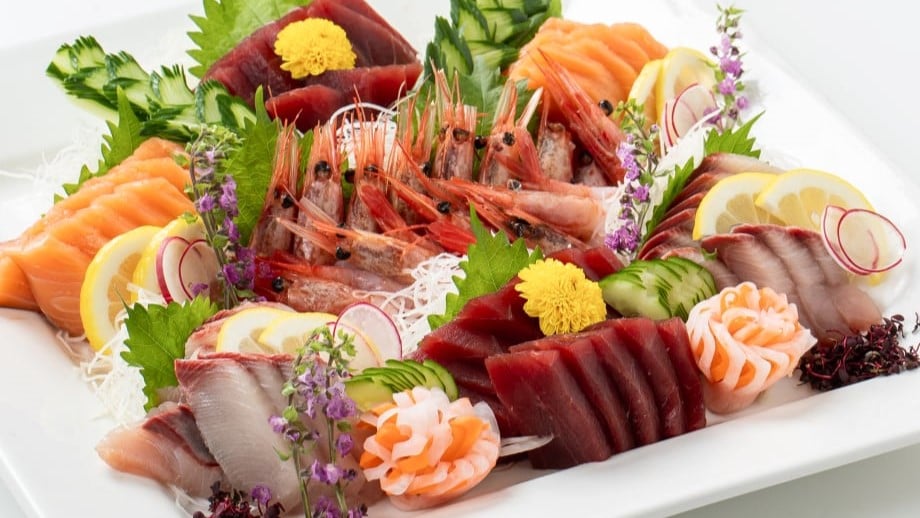 Seasonal sashimi