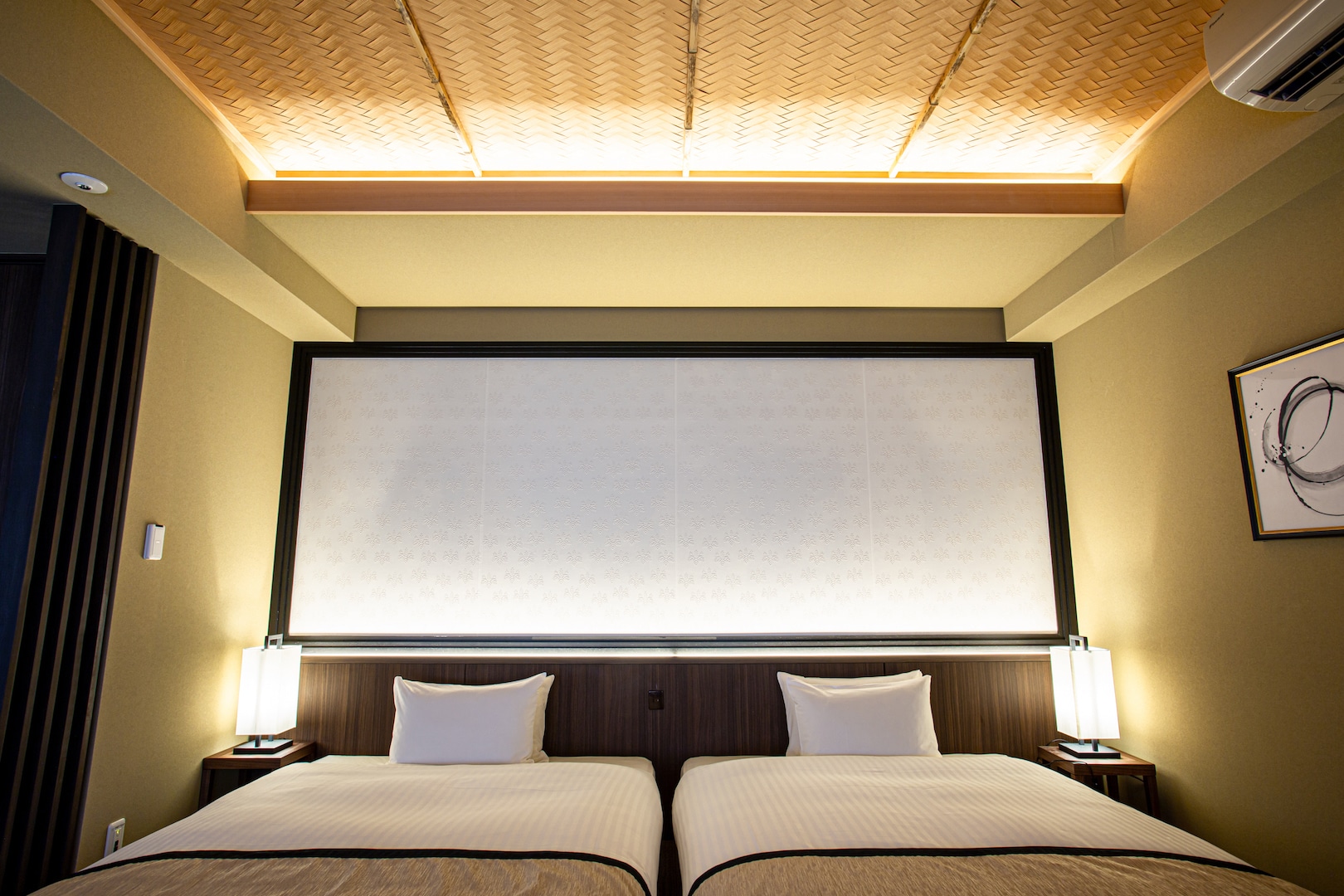 Hauza Premium Suite