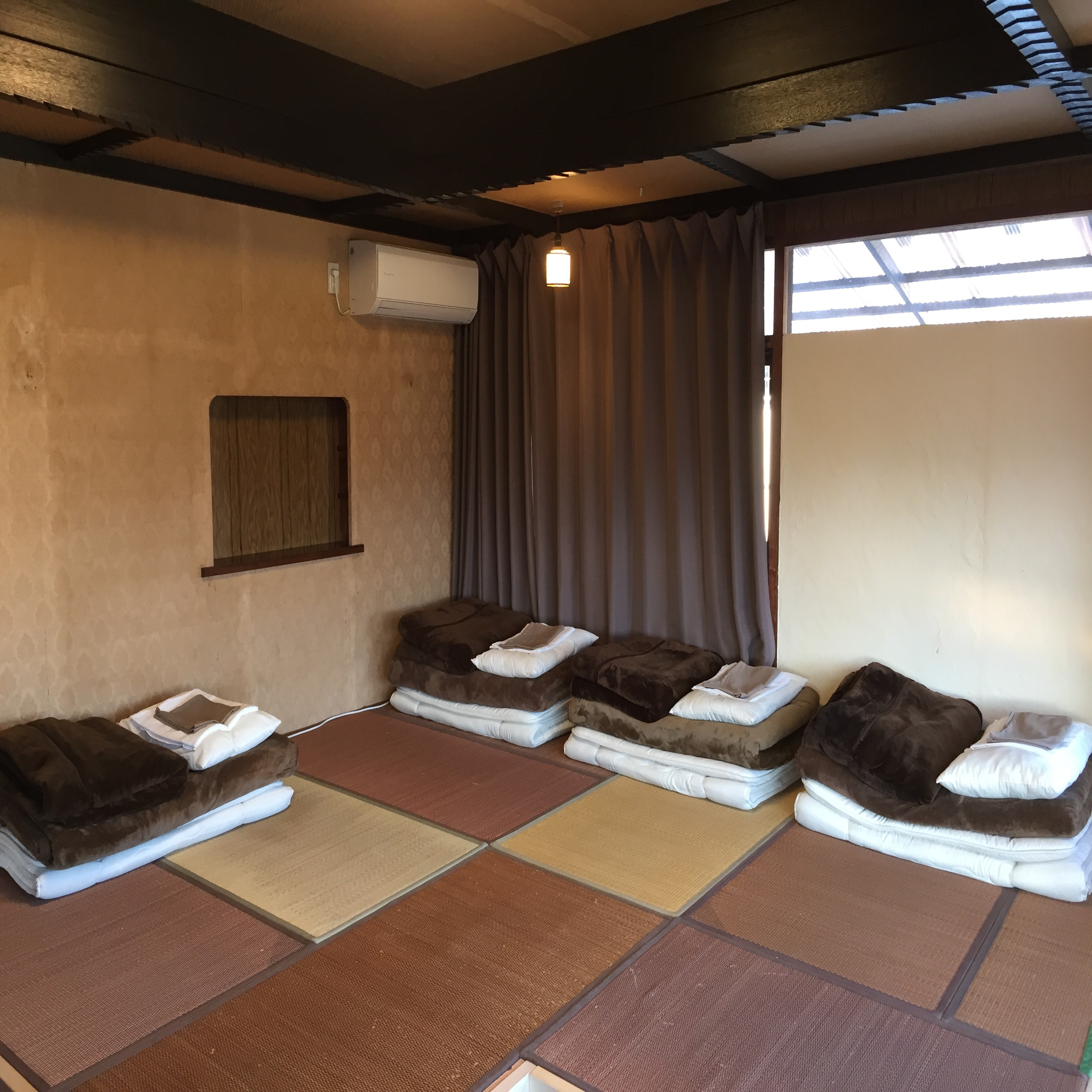 Room 5 with a view of the garden