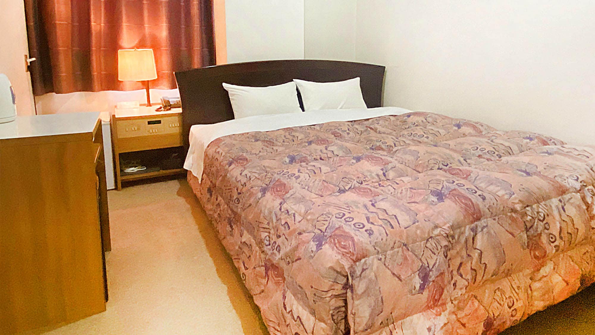 Double room [140cm wide bed]
