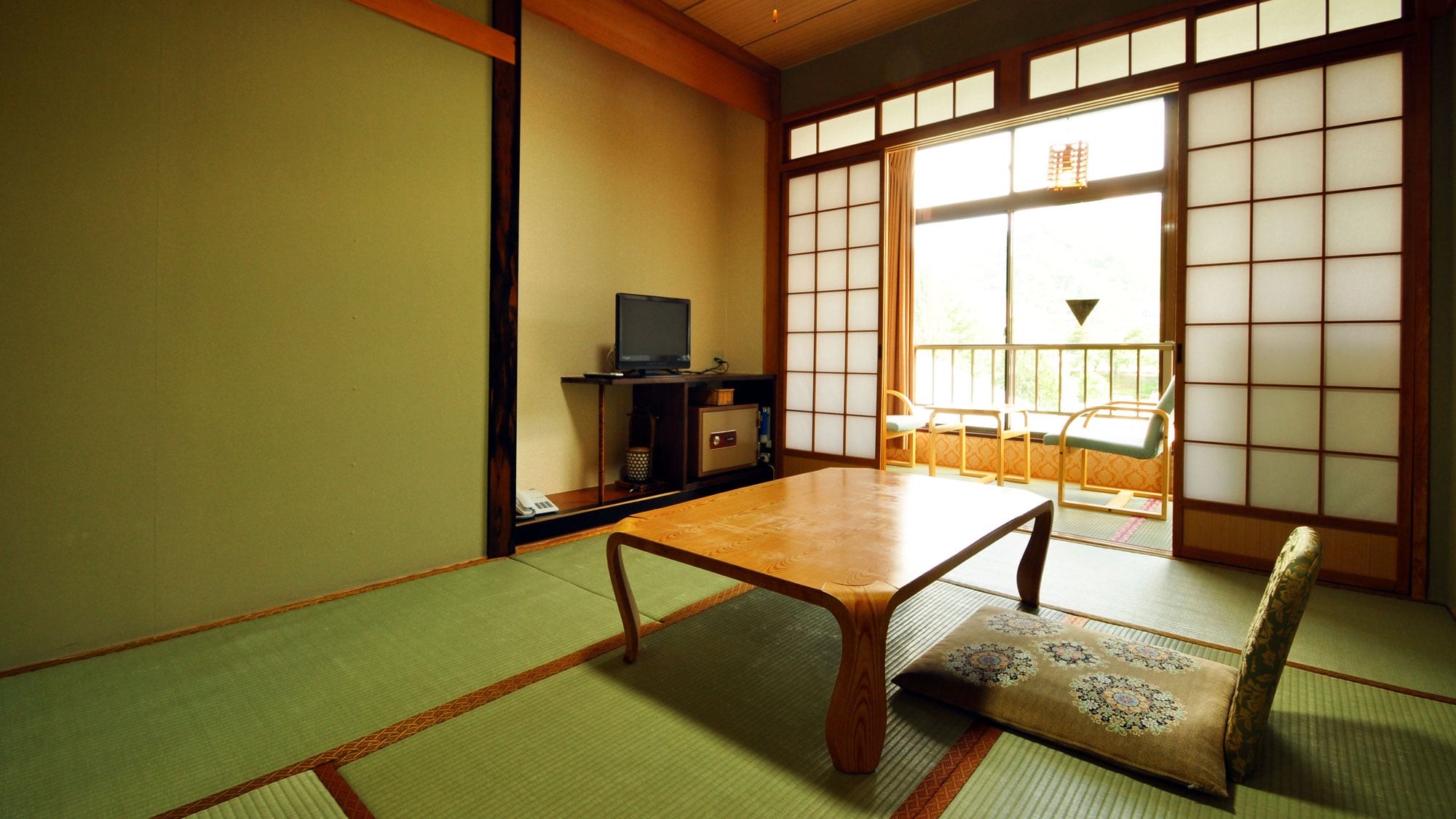 [6 tatami Japanese-style room] A relaxing Japanese-style room that will satisfy solo travelers and business guests.